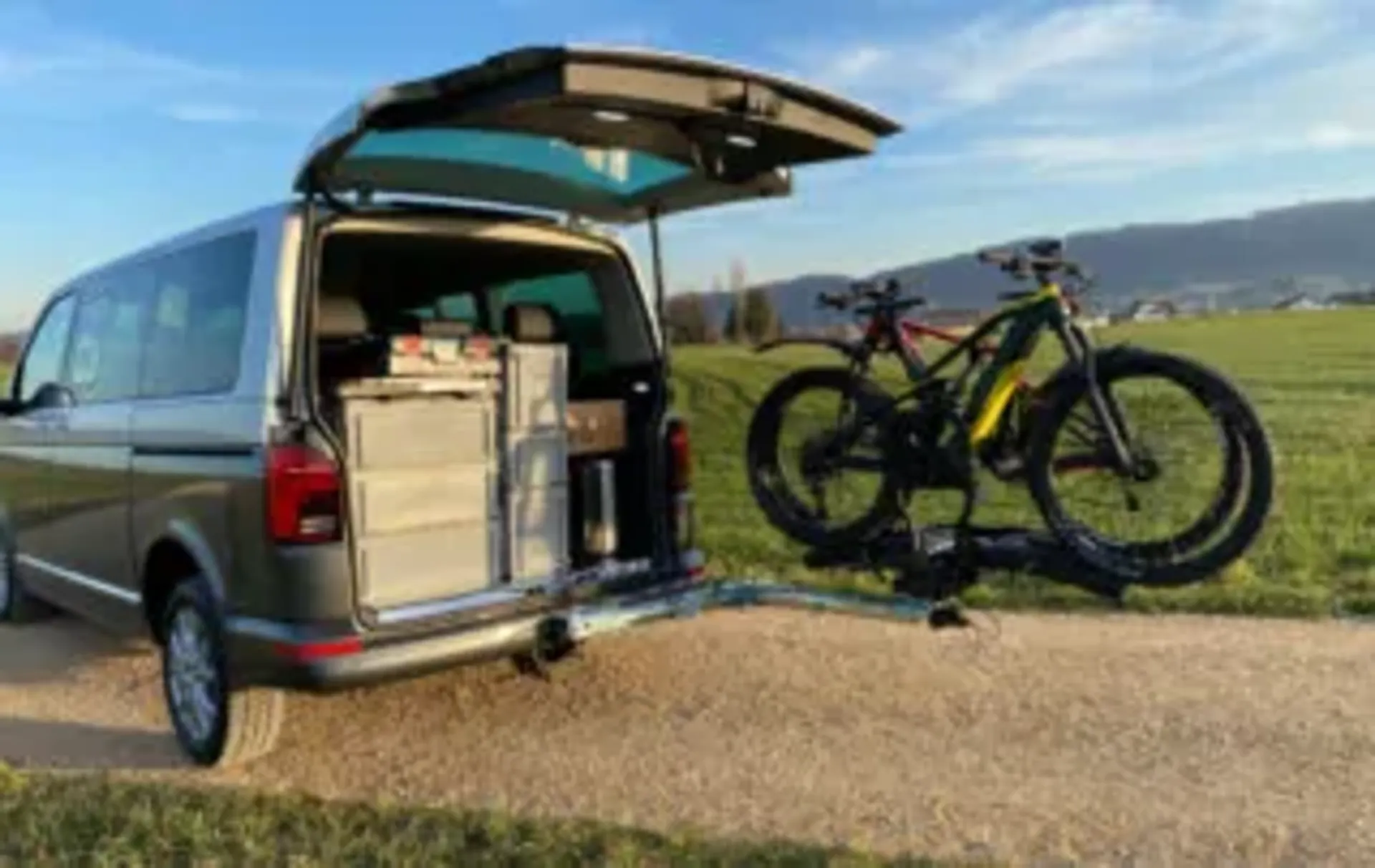 SpaceMaker R - schwenkbarer Adapter für Fahrradträger (Version 04/24)