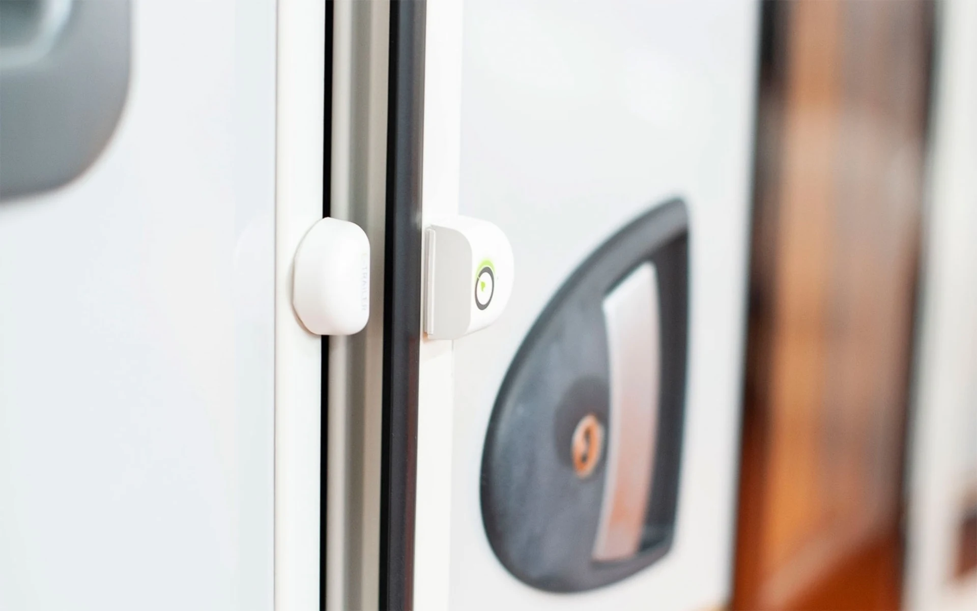 E-Trailer Switch capteur porte / fenêtre pour système Smart Trailer 2 pièces E-Trailer Switch capteur porte / fenêtre pour système Smart Trailer 2 pièces