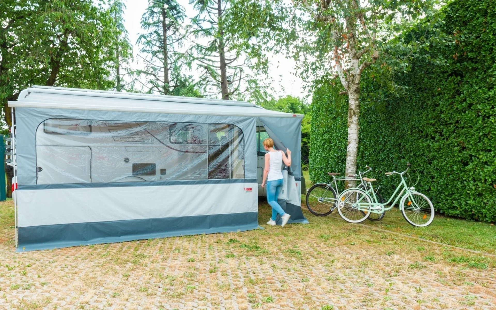 Fiamma Blocker Pro Vorderwand 100