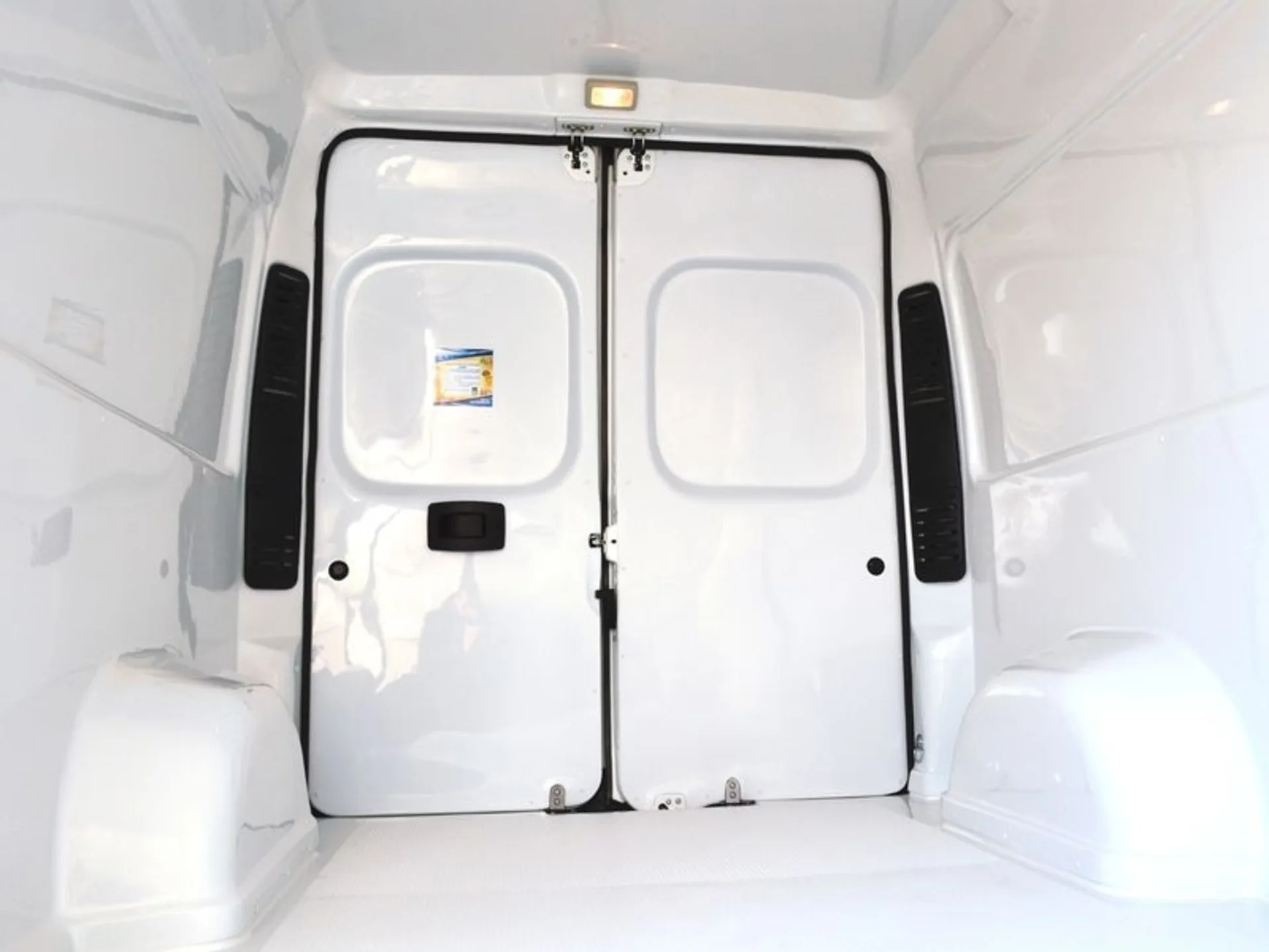 Fiat Ducato Seitenverkleidung in Weiss