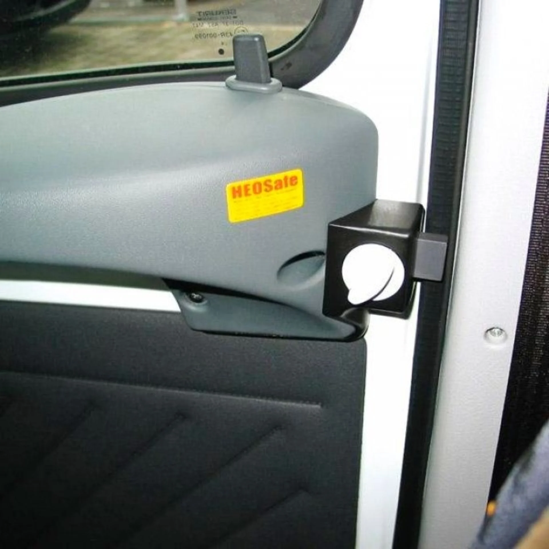 Serrure à pêne dormant HEOsafe pour portes de cabine (Fiat Ducato 244, Peugeot Boxer, Citroën Jumper 2002 - 2006)