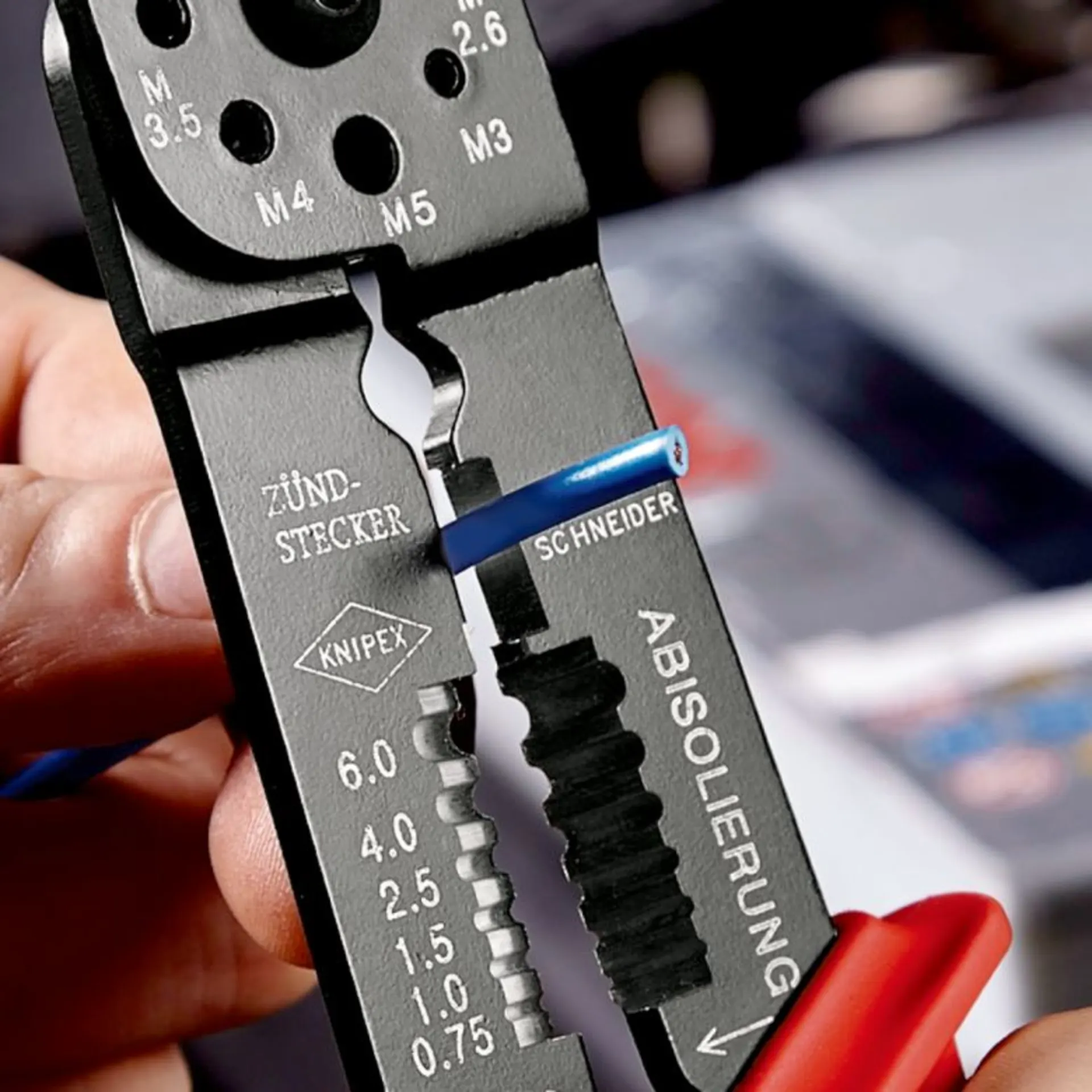 Knipex - Kabelschuhzange für unisolierte Kabelschuhe Kabelschuhe von 0.5 - 2.5 mm2