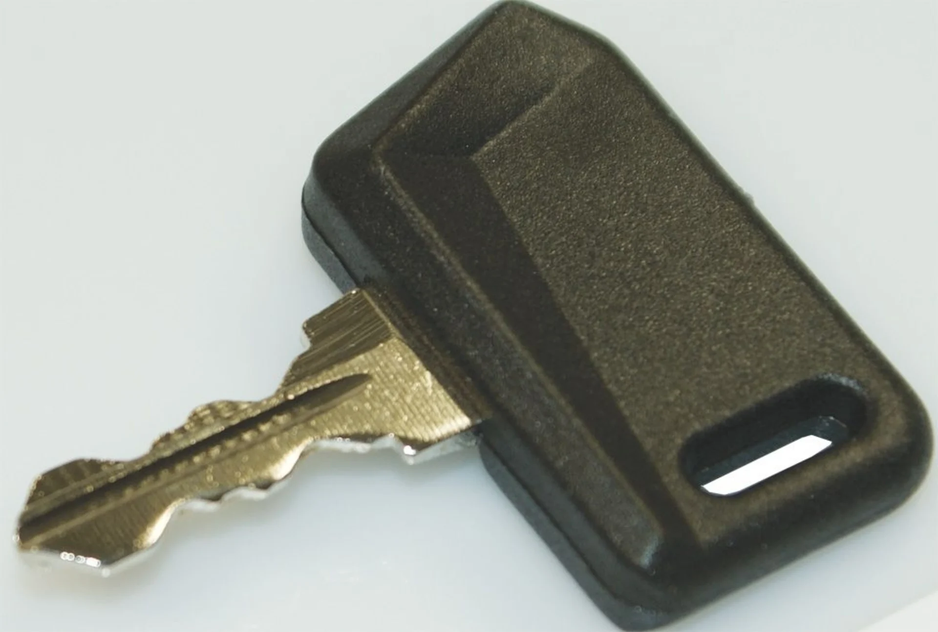 Clé pour serrure de contact type Merit
