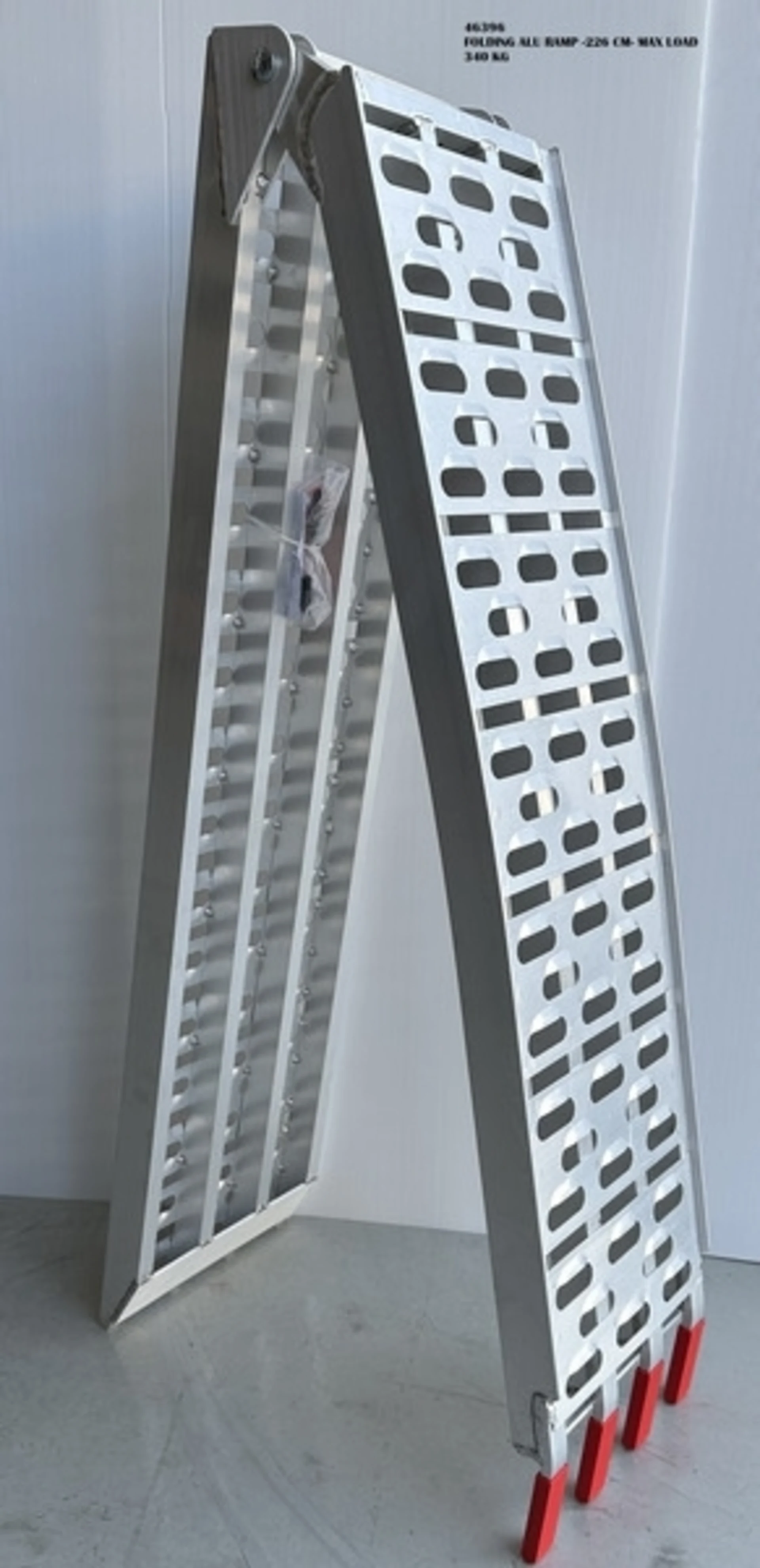 Rampe d'accès pliable pour le garage arrière - longueur 226 cm, peut supporter jusqu'à 340 kg