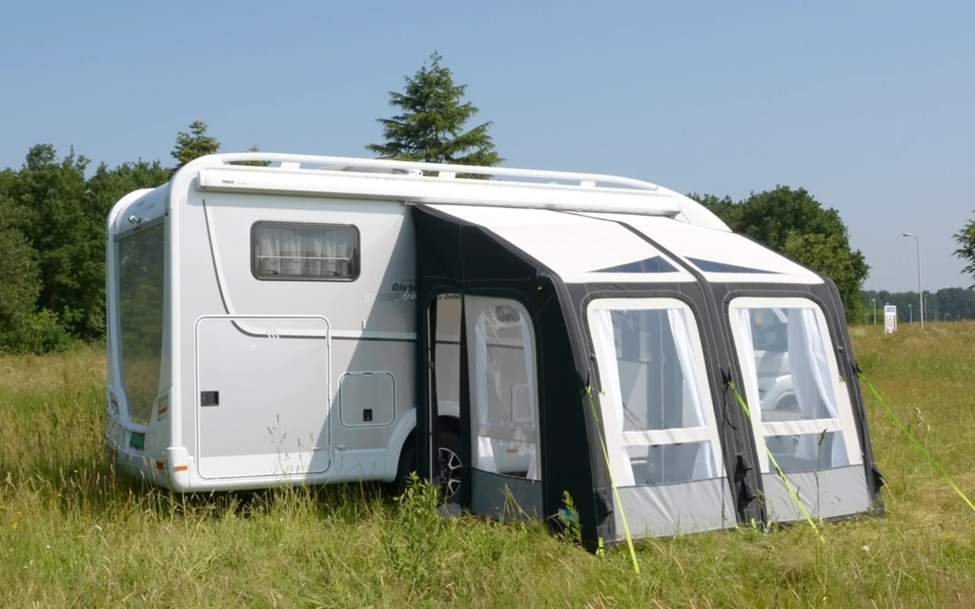 Kampa Dometic Rally Air Pro 260 S aufblasbares Reisemobilvorzelt
