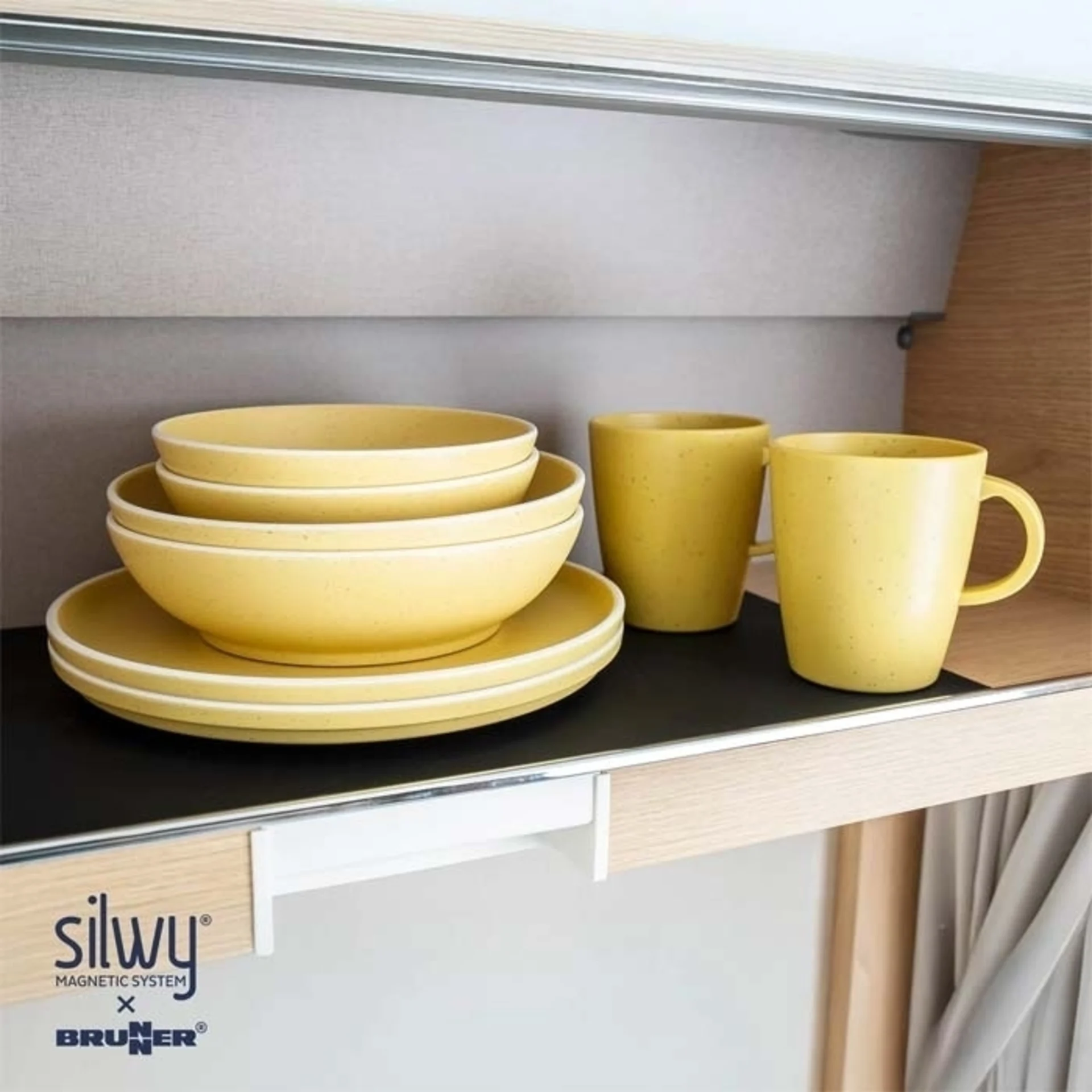 Service de table magnétique Silwy Brunner en plastique « Dolomit », 11 pièces, pour 2 personnes, jaune