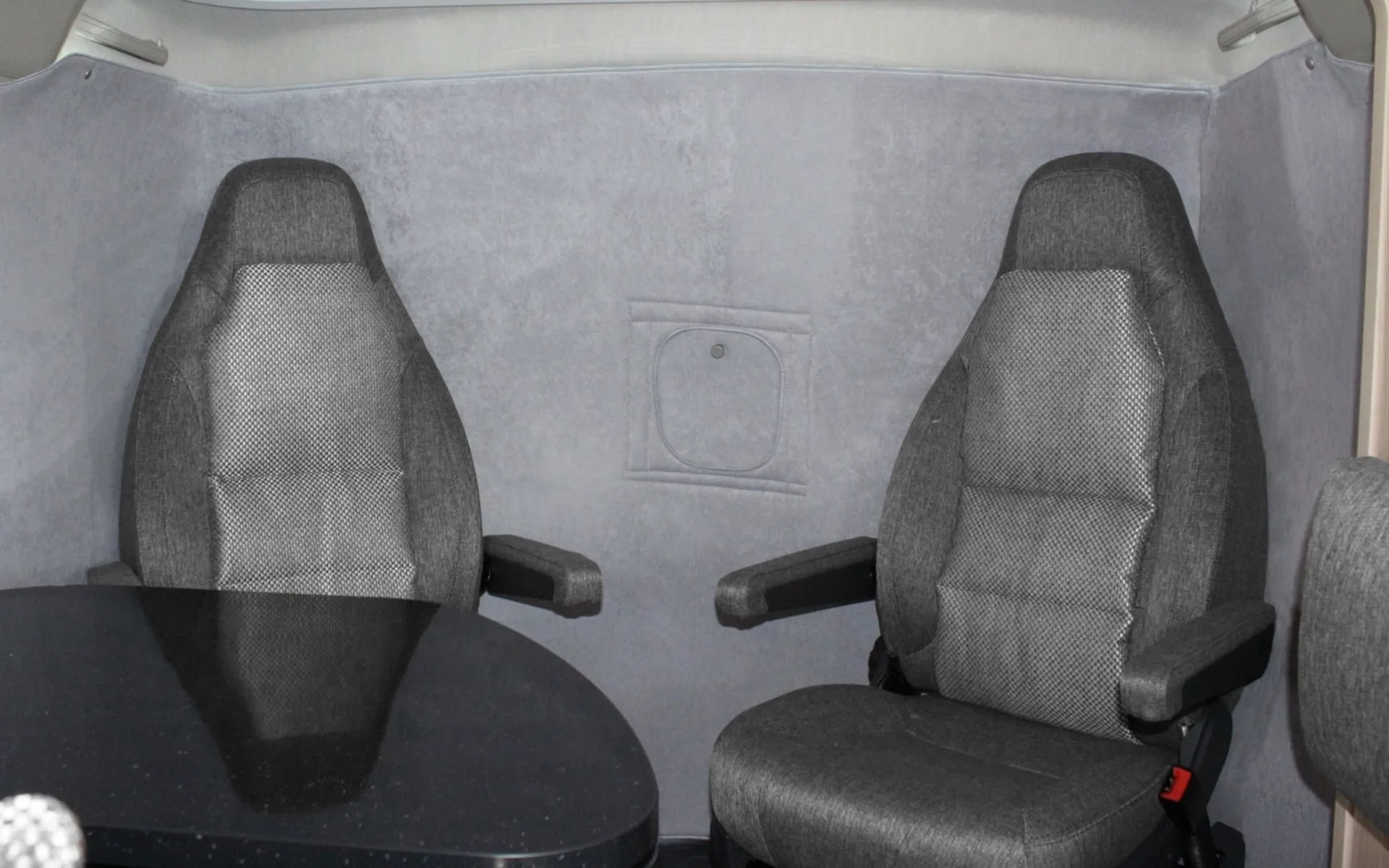 Hindermann Thermovorhang Ducato Radiozugang