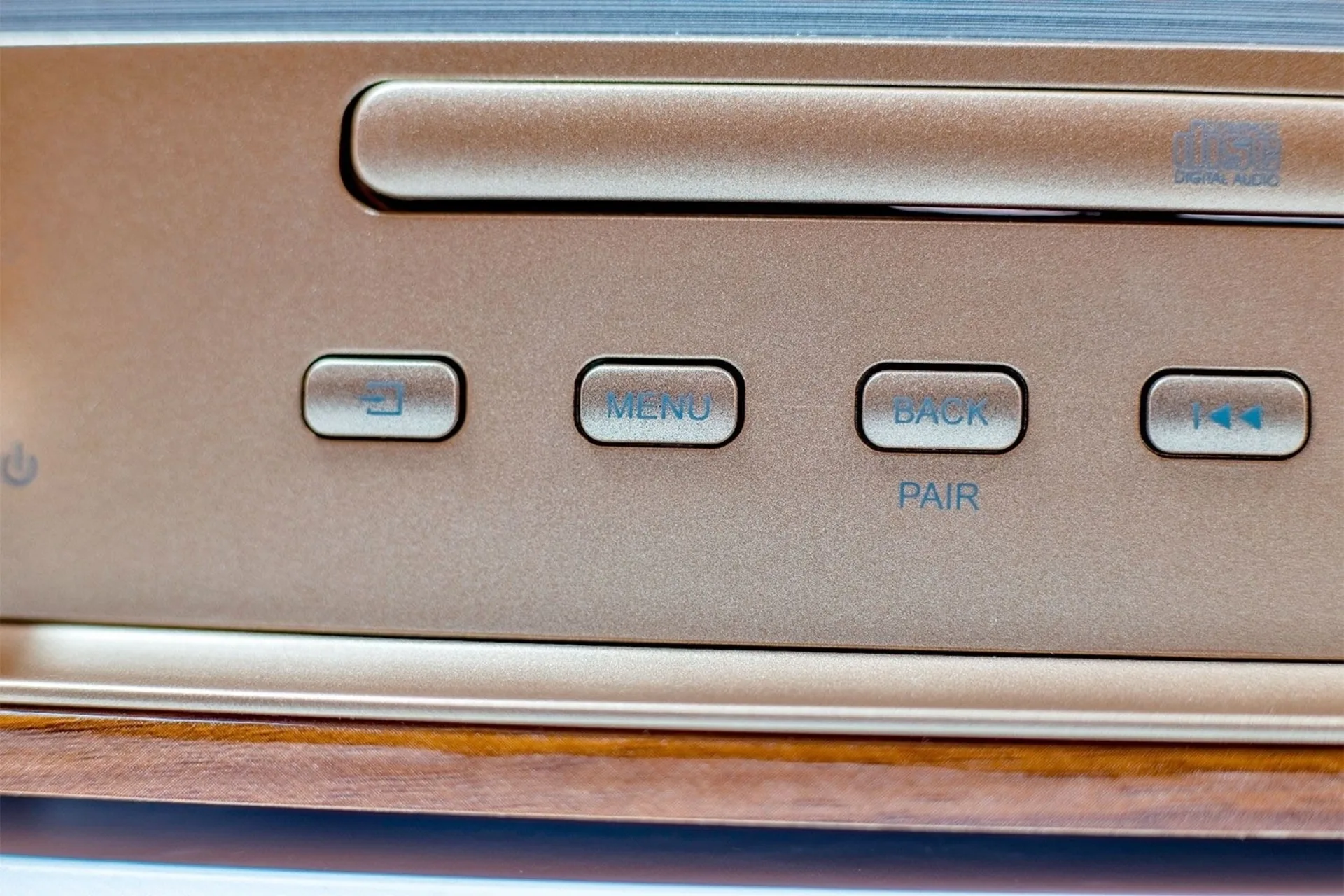 Soundmaster DAB970 Radio numérique DAB+ / FM avec CD/MP3 Bluetooth marron