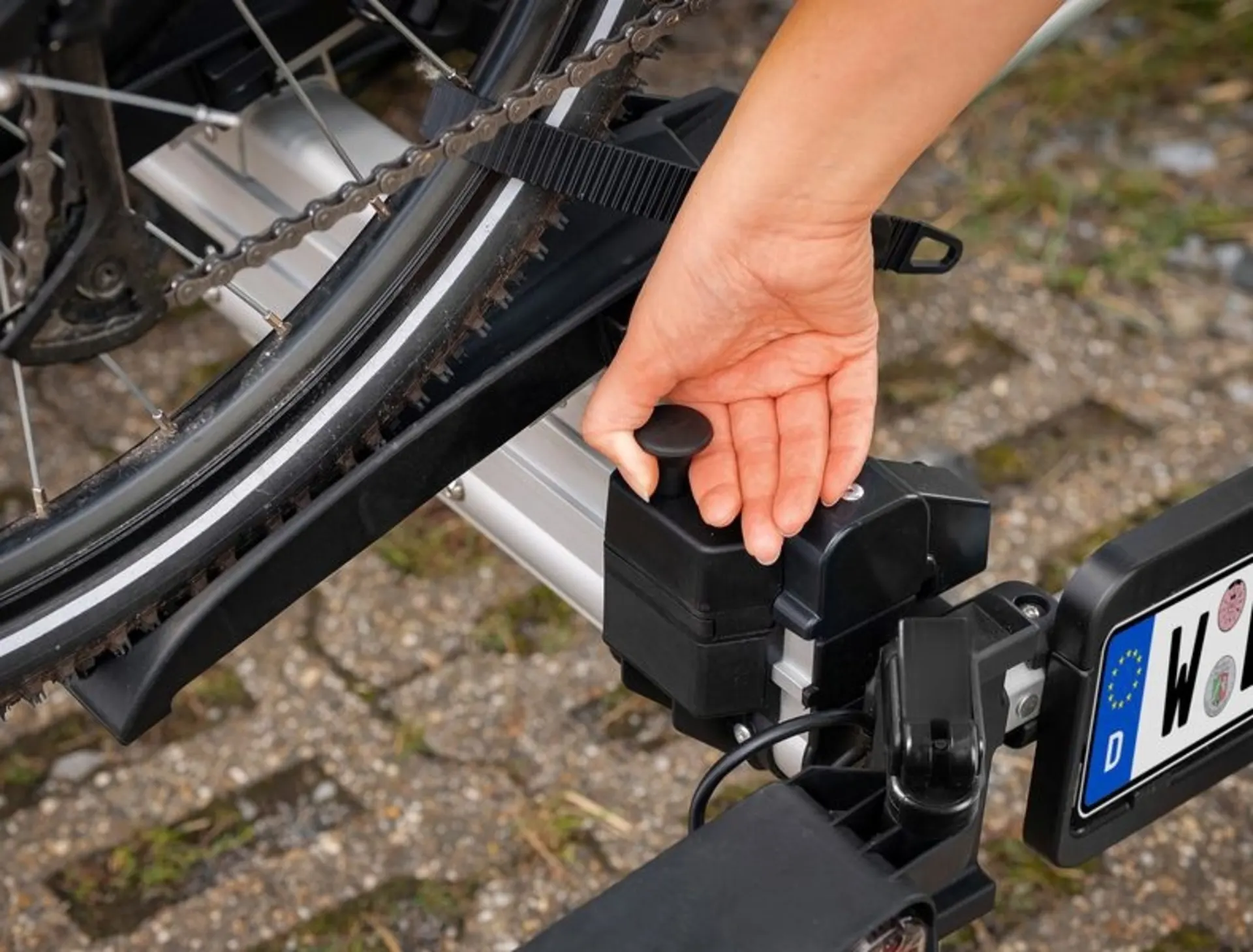 LAS SD260 Porte-vélos d'attelage à porte battante