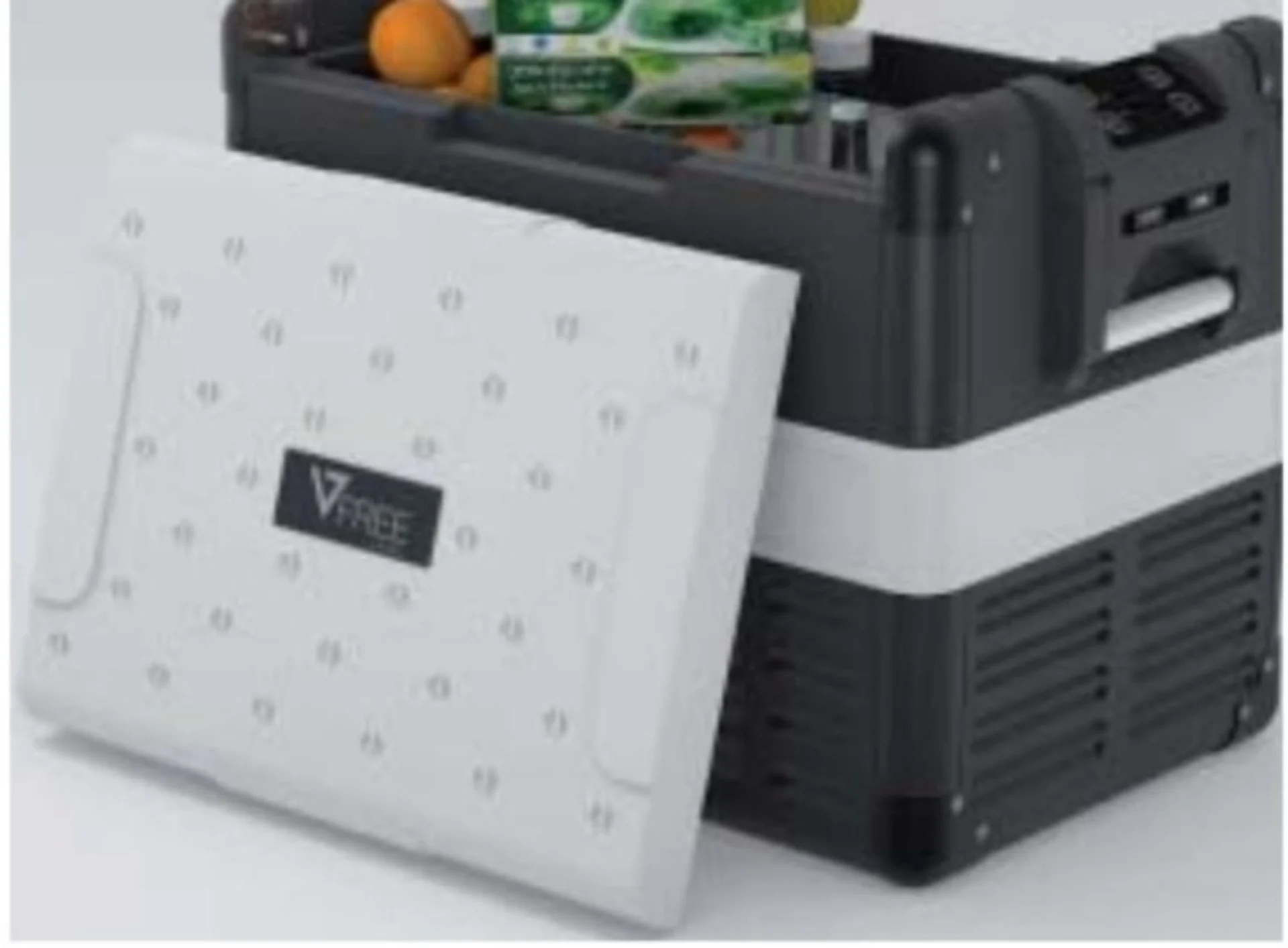 Robuste Kompressor-Kühlbox mit 2 stabilen Tragegriffen und Kantenschutz