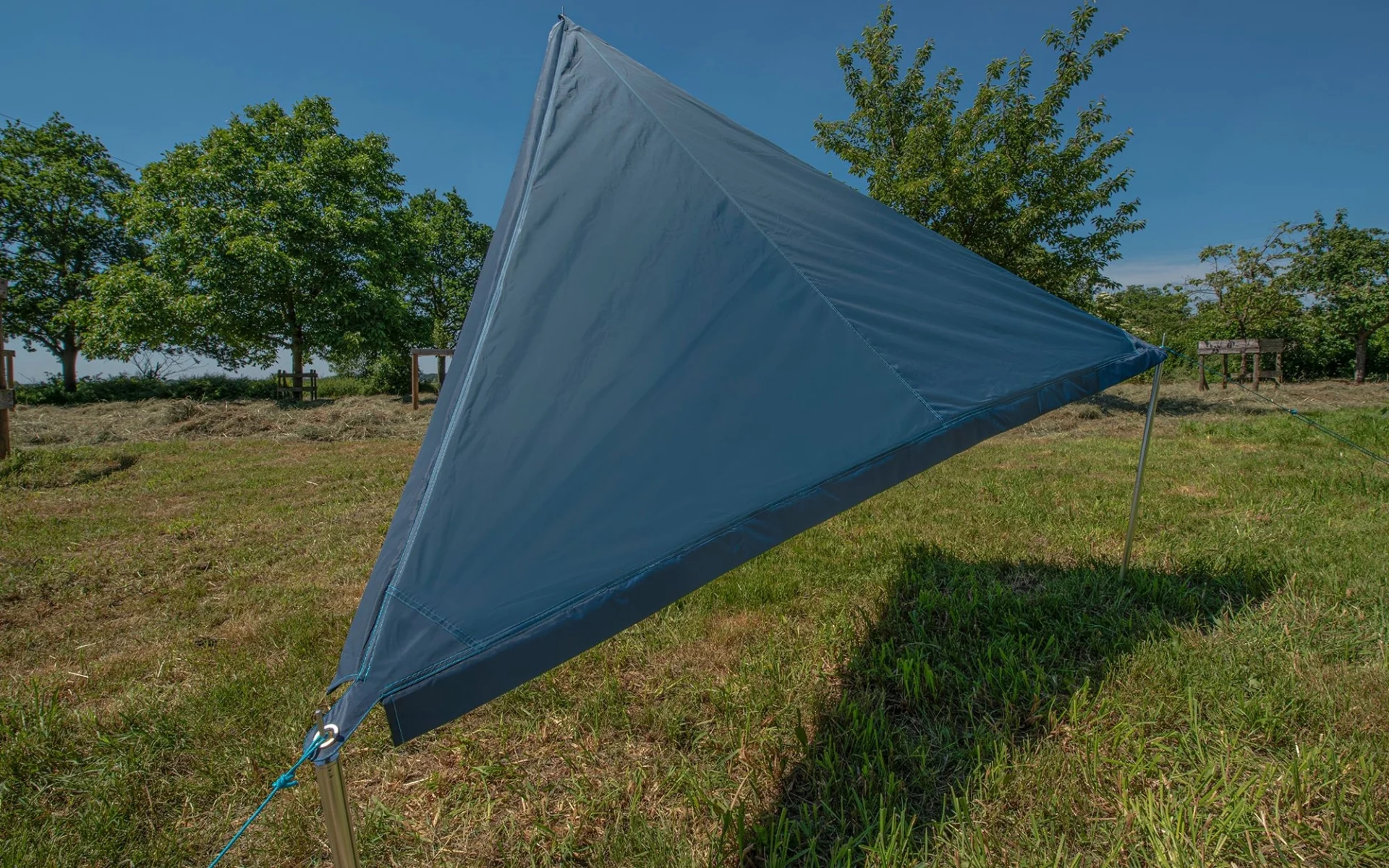 Bent Sonnensegel Zip-Protect Canvas Single mit Reißverschluss-Abdeckklappen dunkelblau/RV hellblau