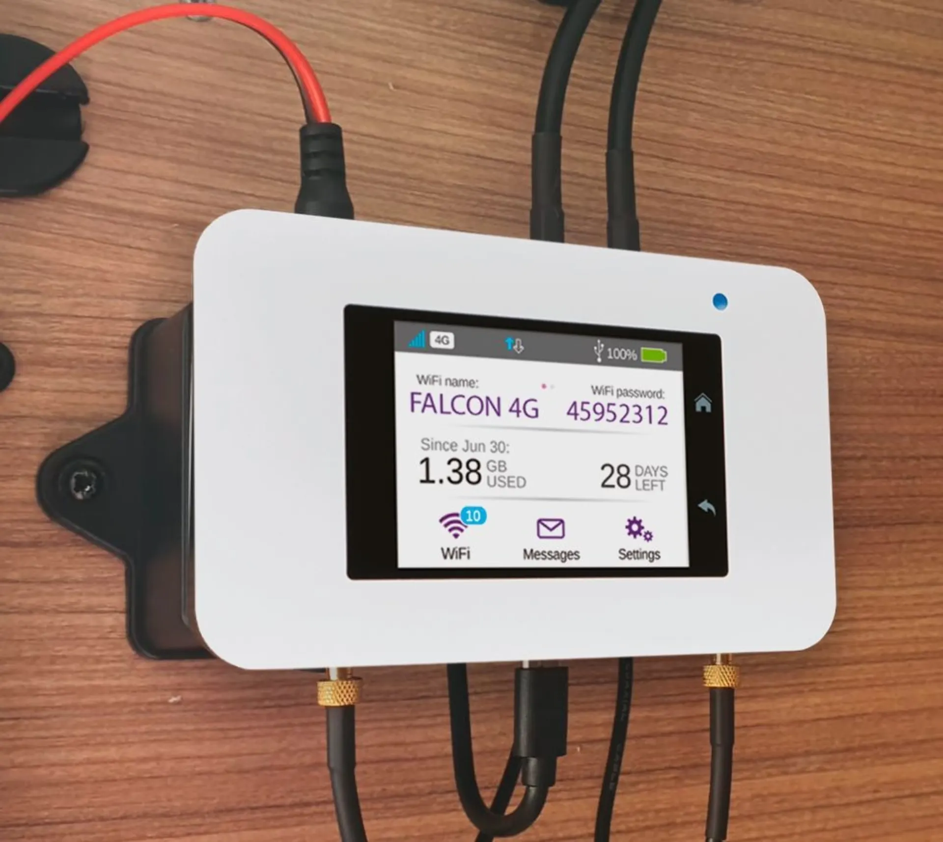Falcon EVO 5G LTE Dachantenne mit mobilem 300 Mbit/s 4G Router