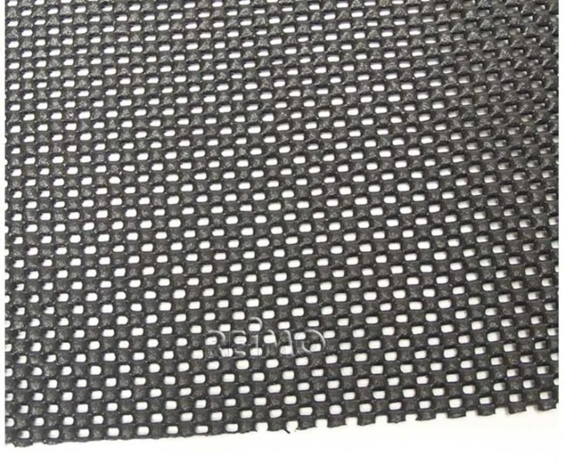 Tapis antidérapant pour le coffre 120x90cm