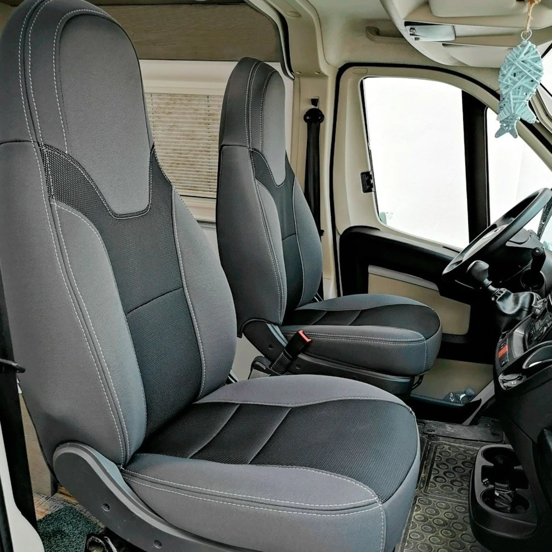 Sitzbezüge Dubai 2 Stück Fiat Ducato, Citroën Jumper, Peugeot Boxer Bj. 2006 - 2020