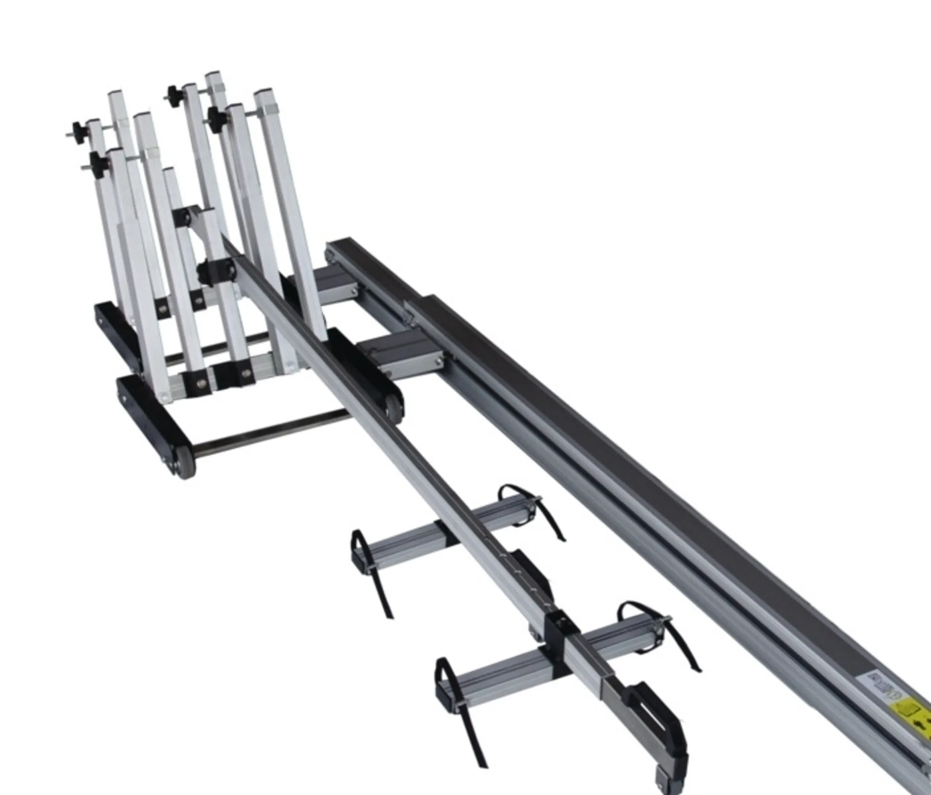 Rail (1,90 m) avec système électrique pour charger des scooters dans le garage arrière,
