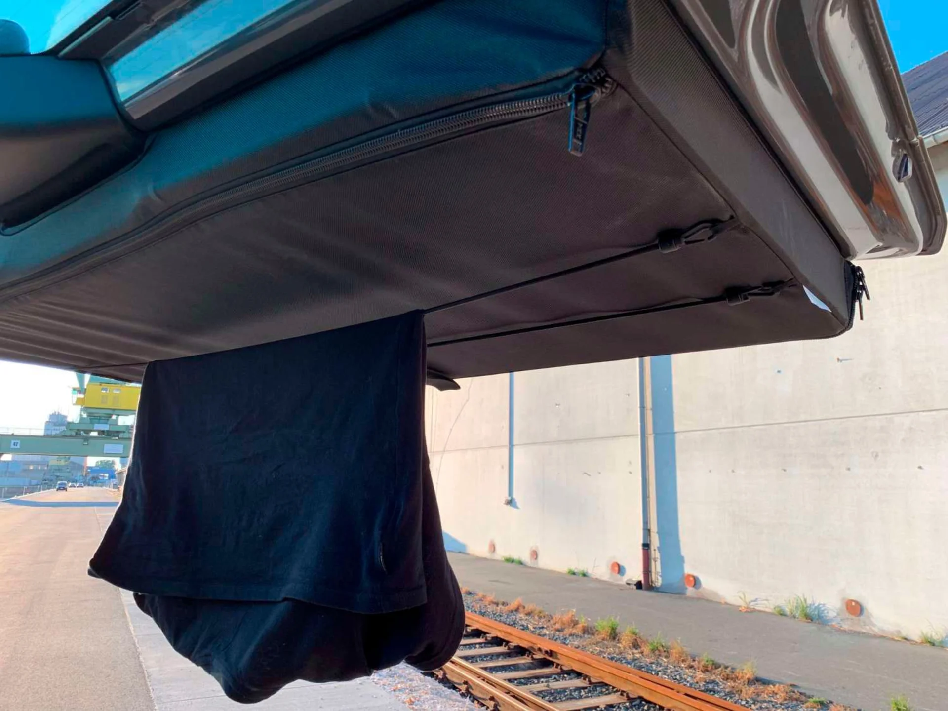 BusBoxx chairBOXX mit 2 Stühlen VW T5 / T6 Campingstuhlmodul