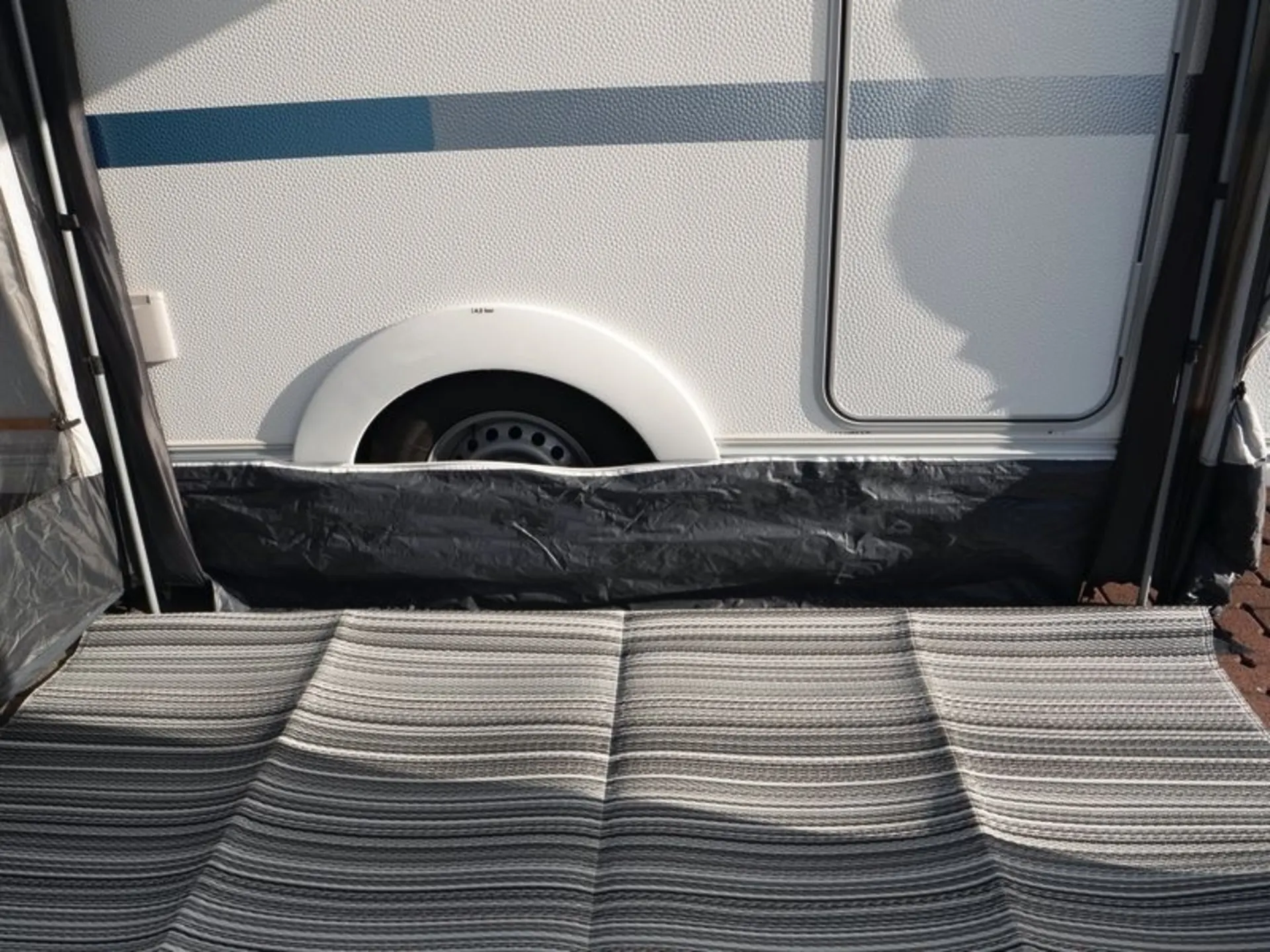 Aufblasbares Wohnwagen-Teilzelt OneBeamAir