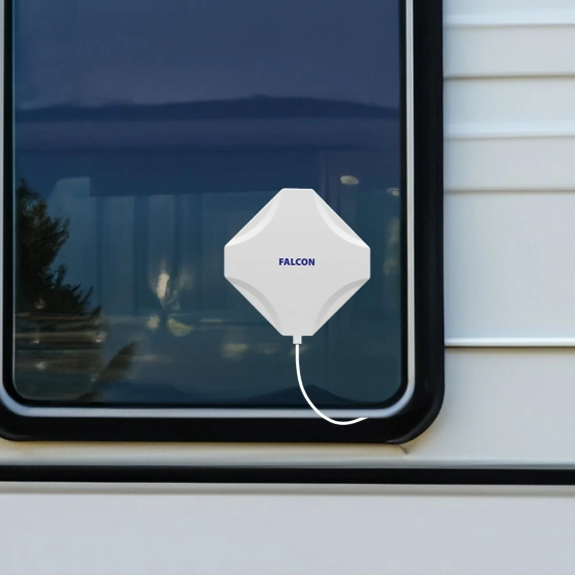 Falcon DIY 5G LTE tragbare Internet Fensterantenne mit mobilem 1800 Mbit/s 5G Cat 22 Router