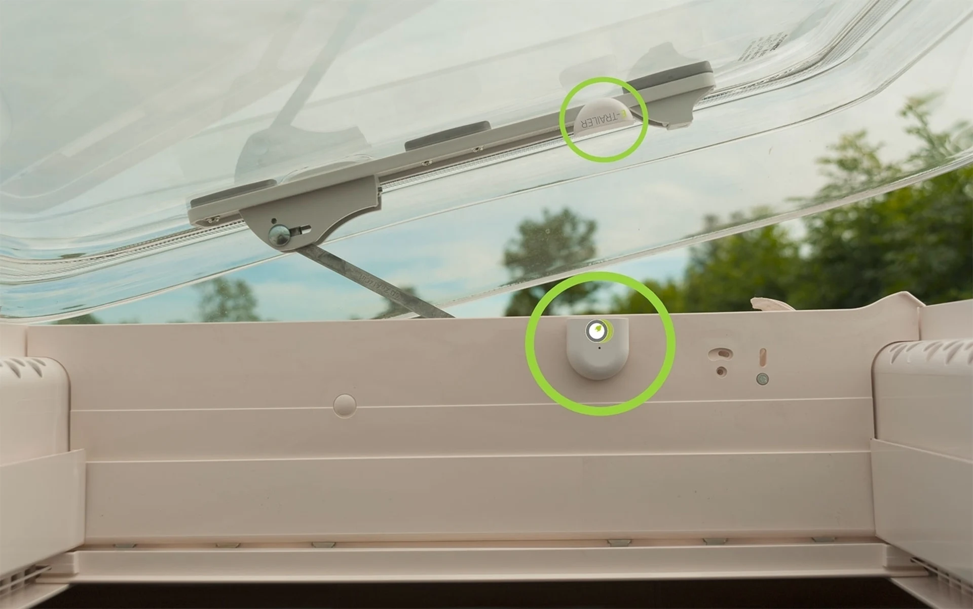 E-Trailer Switch capteur porte / fenêtre pour système Smart Trailer 2 pièces E-Trailer Switch capteur porte / fenêtre pour système Smart Trailer 2 pièces
