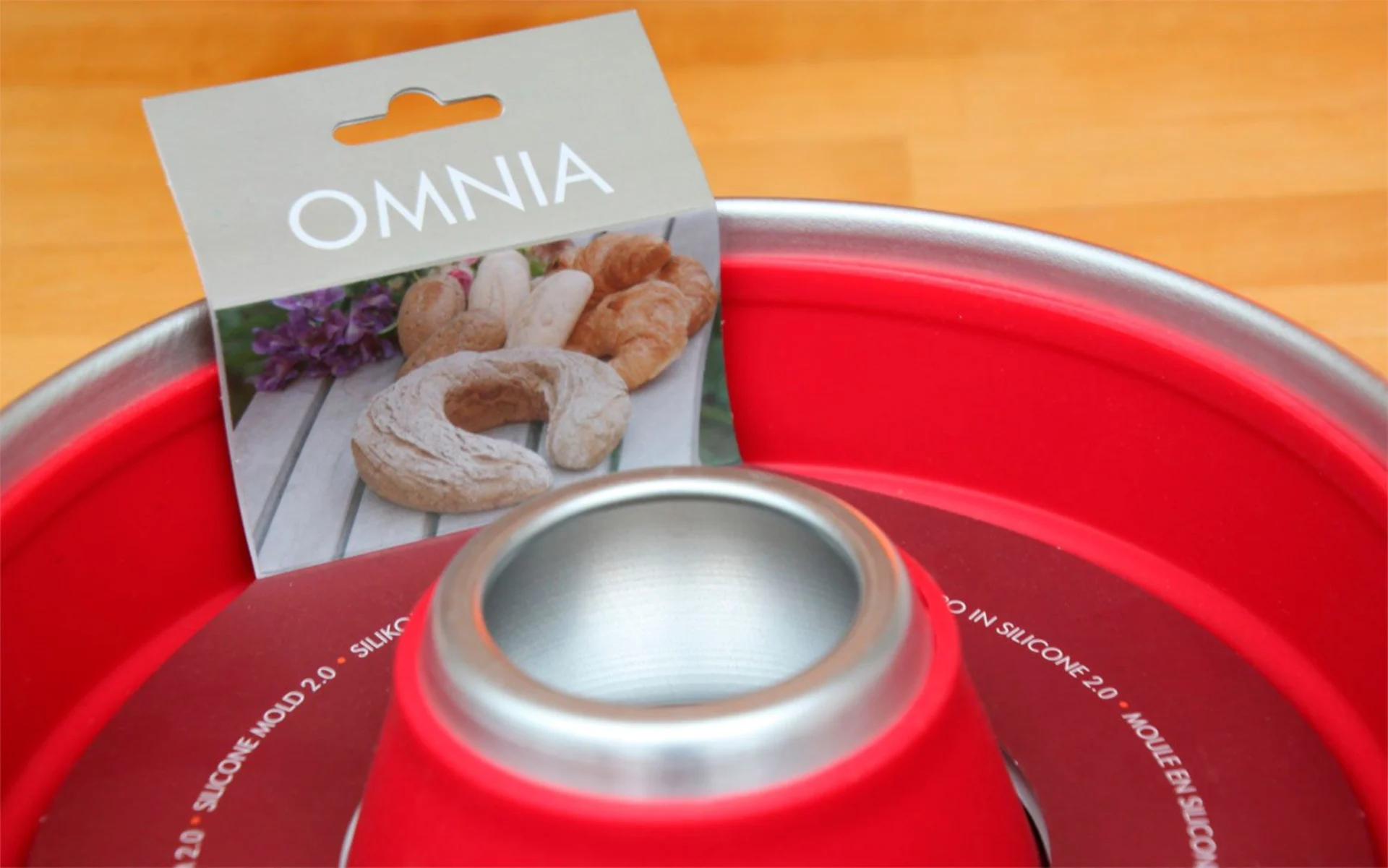 Omnia Campingbackofen Set 5-teilig inkl. Silikonbackform, Aufbackgitter, Transporttasche & Topflappen