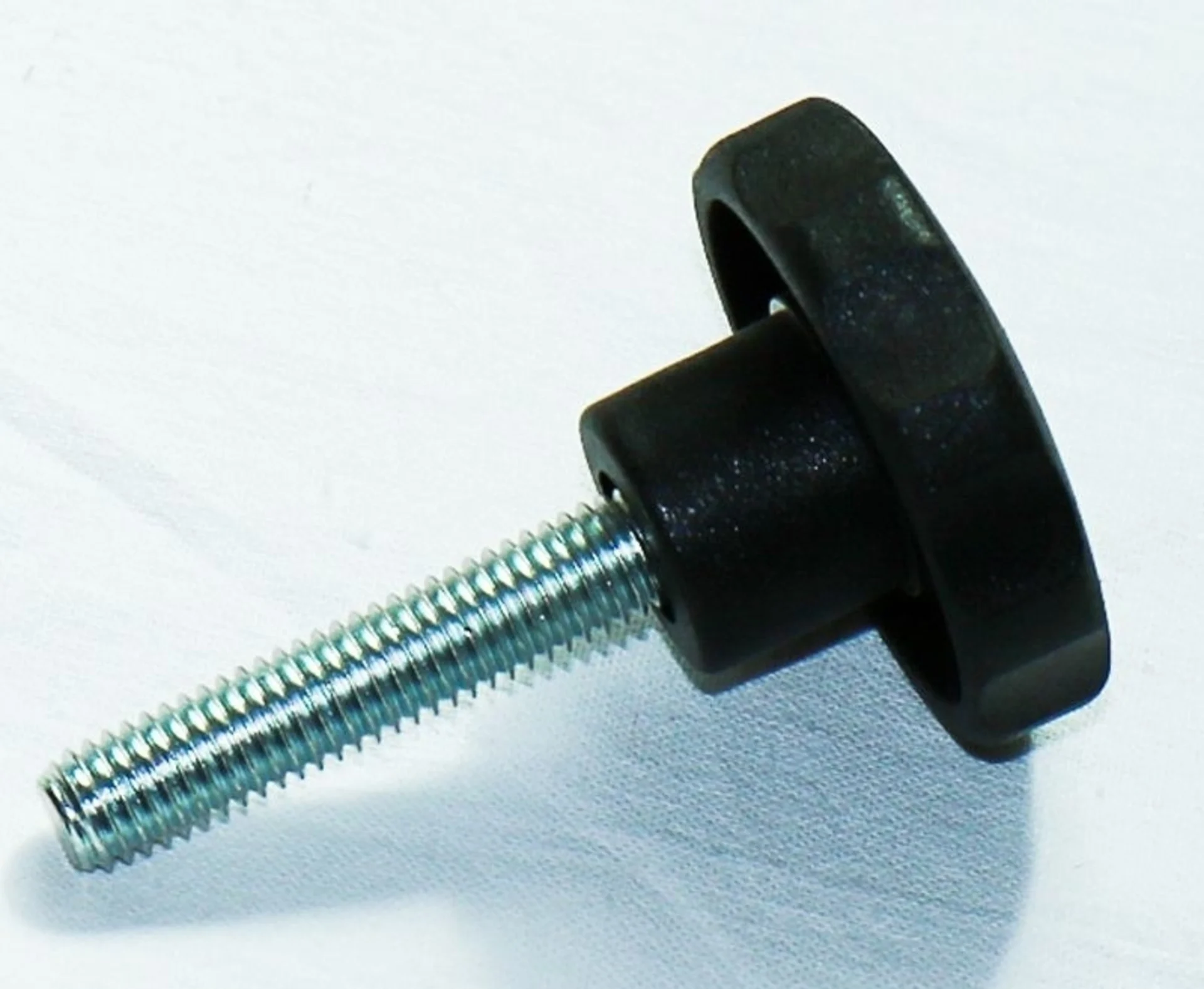 Kunststoff-Sterngriff M8x40 schwarz