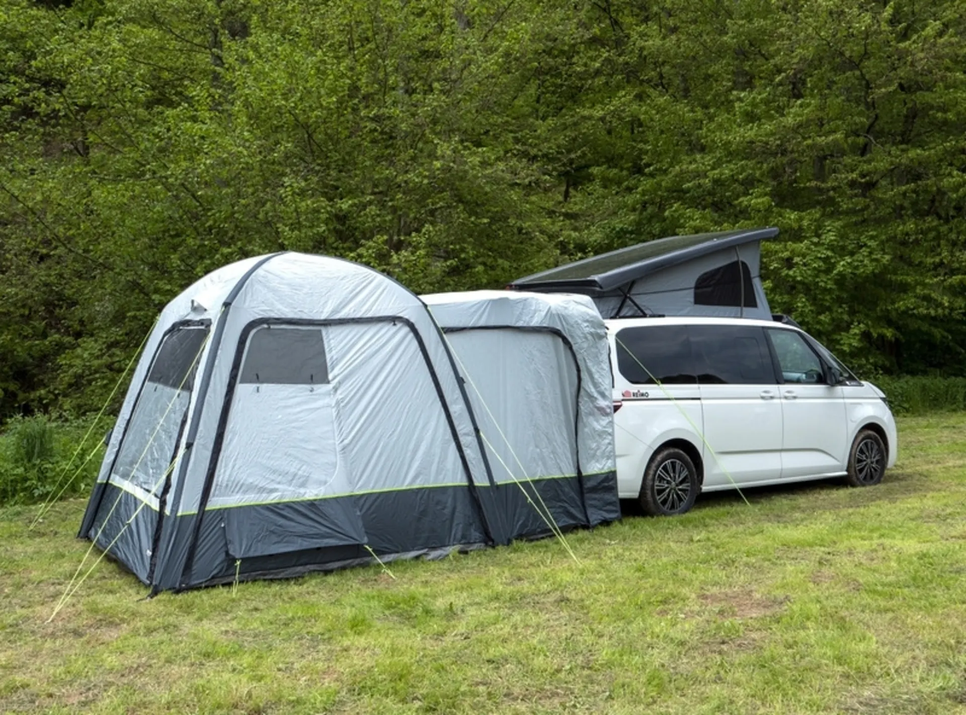 Tente arrière universelle Uni Van Air pour bus