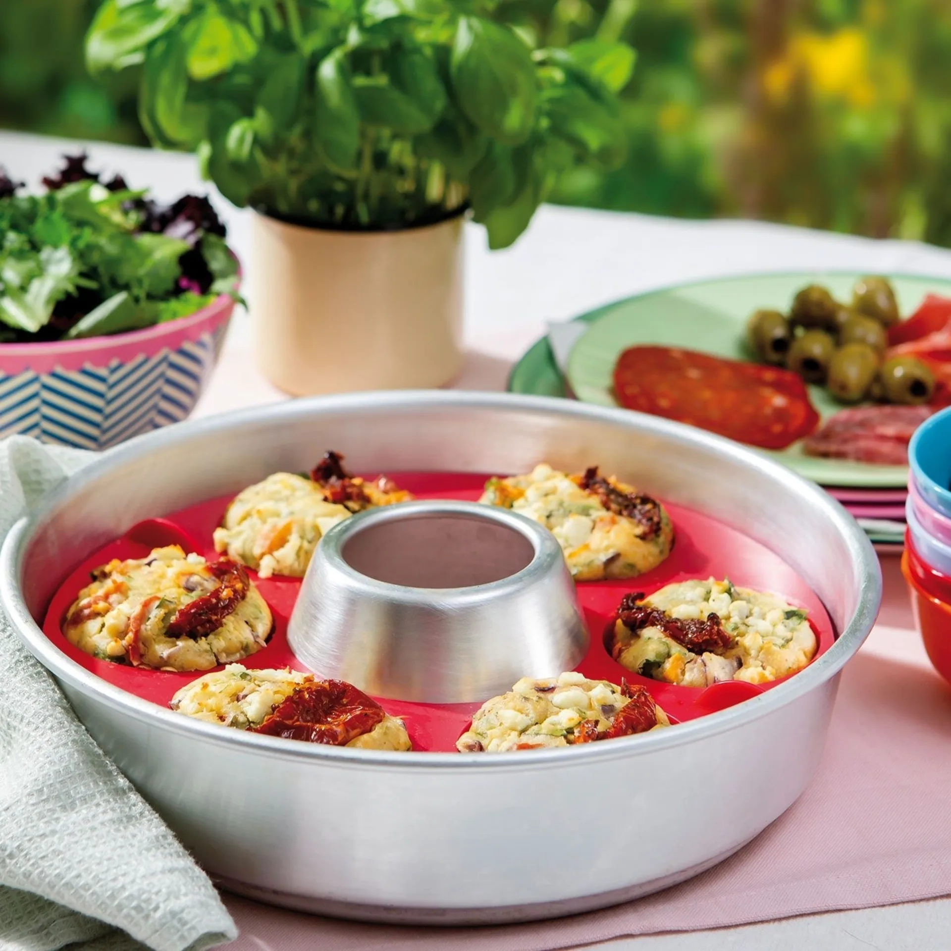 Omnia Muffins Silikonbackform für Campingbackofen