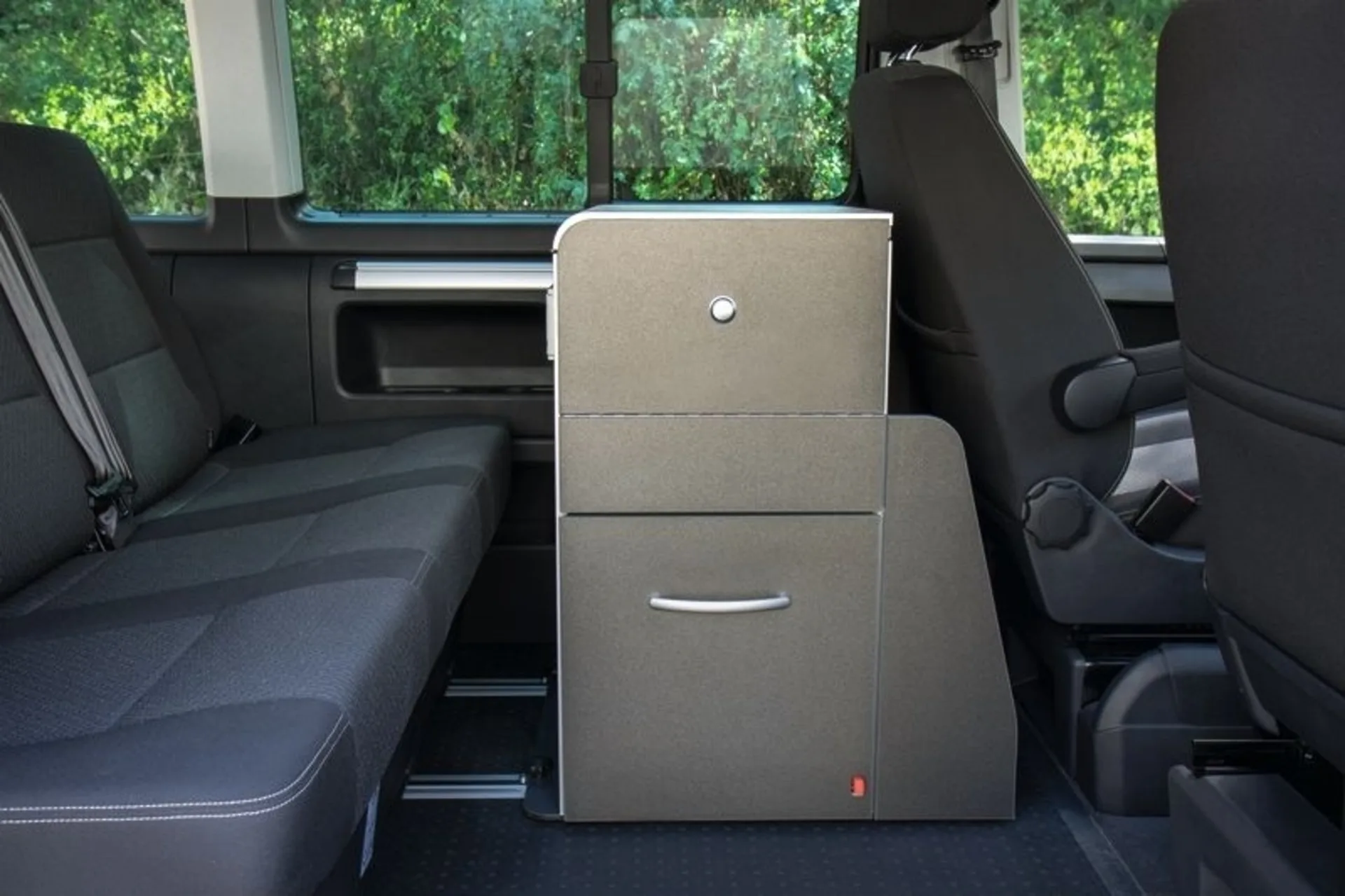 Calicook Küche für VW T5/T6 Multivan und VW T5/T6 California Beach