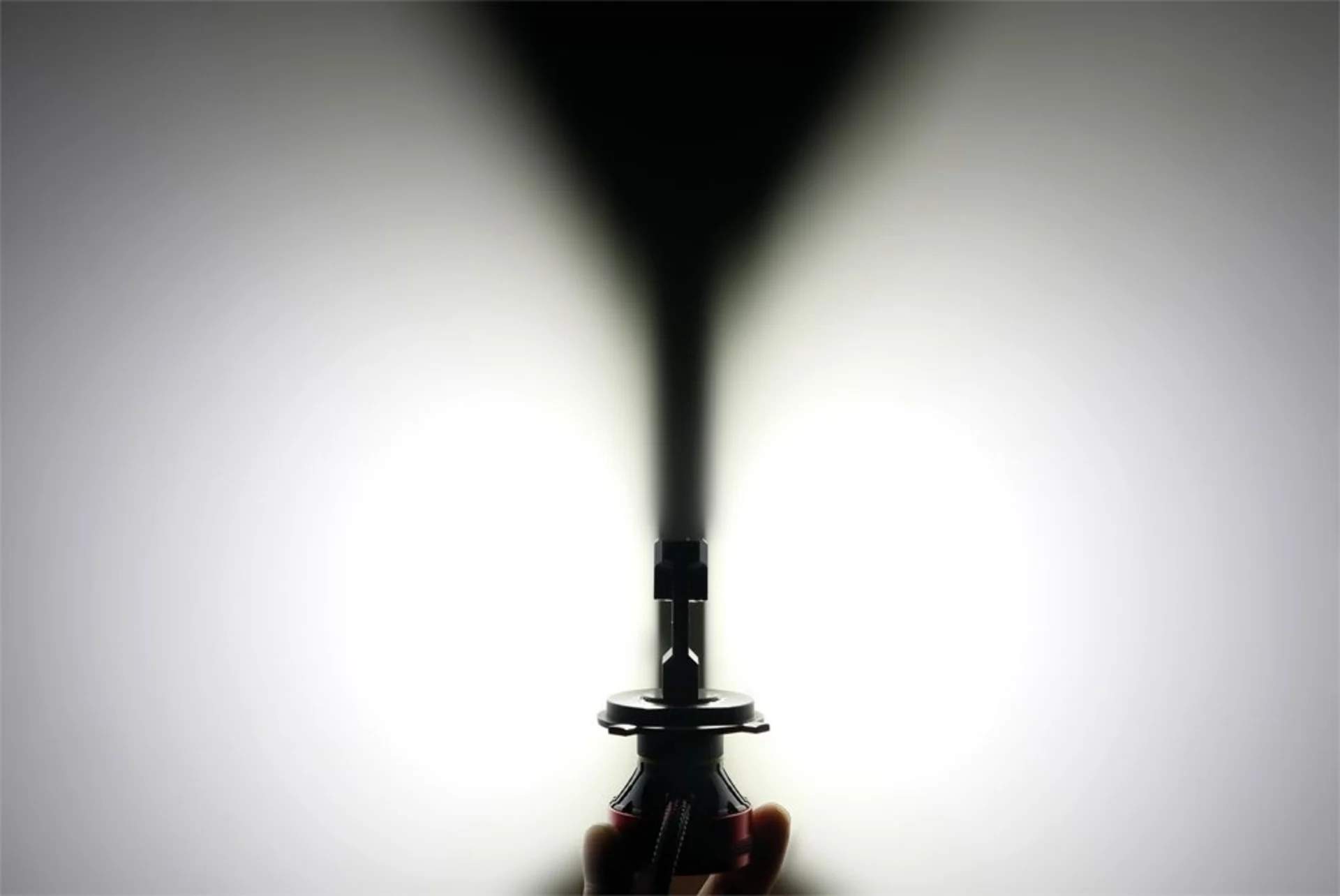 2 Stk. H4-LED Lampen 12 V 5’000 lm P43t, 60 / 55 W, 6’500 K, CAN-Bus kompatibel - sehr hell