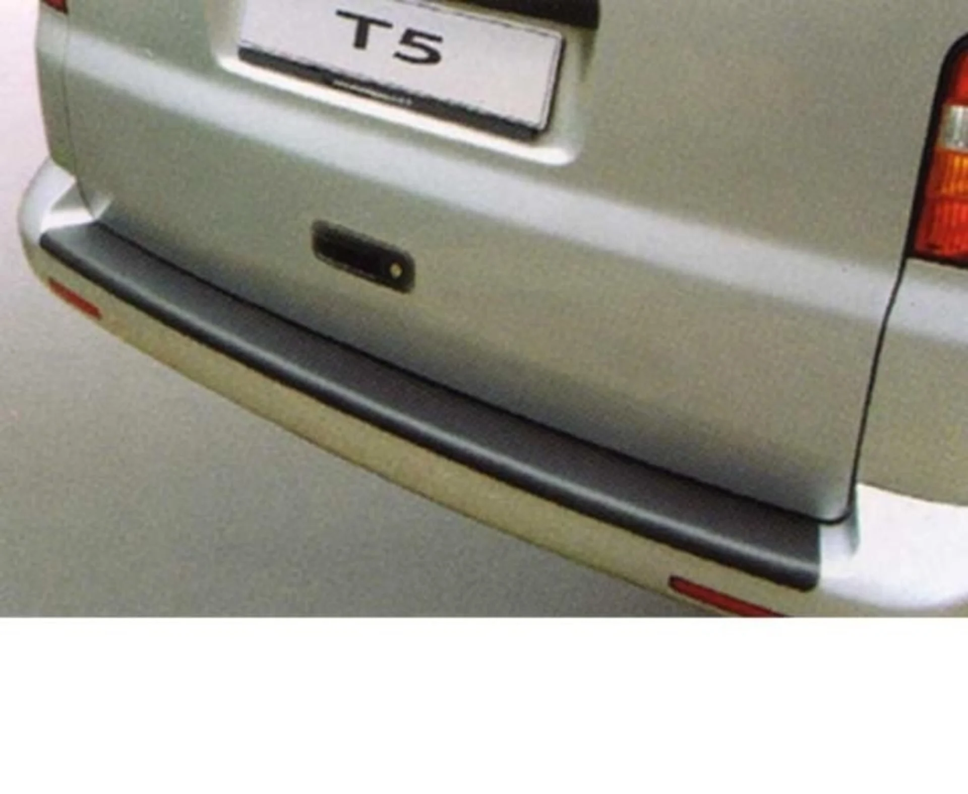 Ladekantenschutz aus ABS für VW T5 (auch Multivan und Caravelle) - Ideales Zubehör für Ihren VW T5
