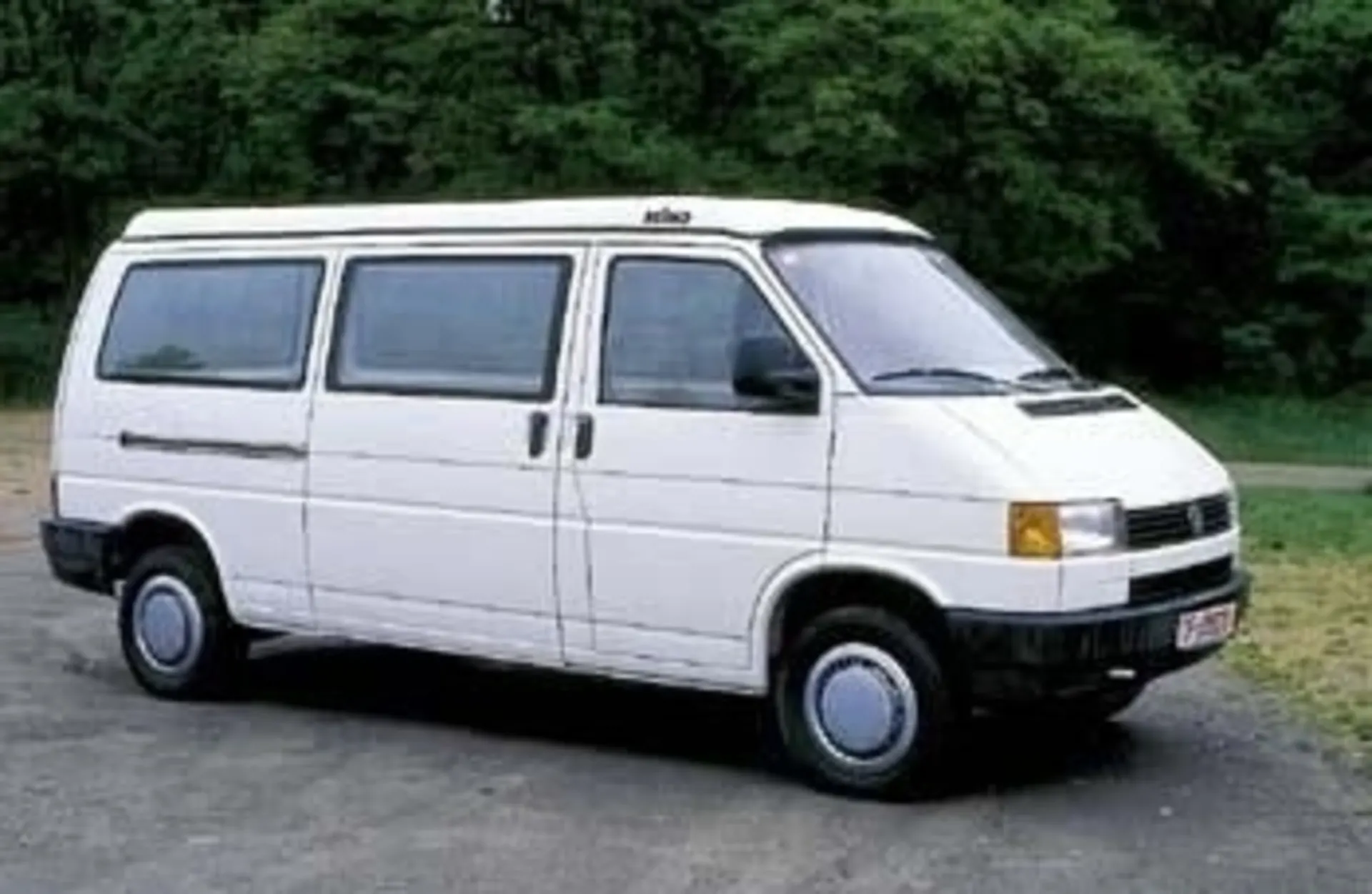 Schlafdach für VW T4 mit langer Radstand und Baujahr bis 2003 - Vorne hoch