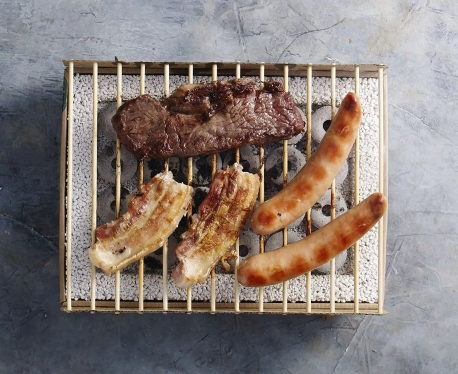 Umweltfreundlicher Einweggrill - Die nachhaltige Alternative zum Aluminium-Einweggrill