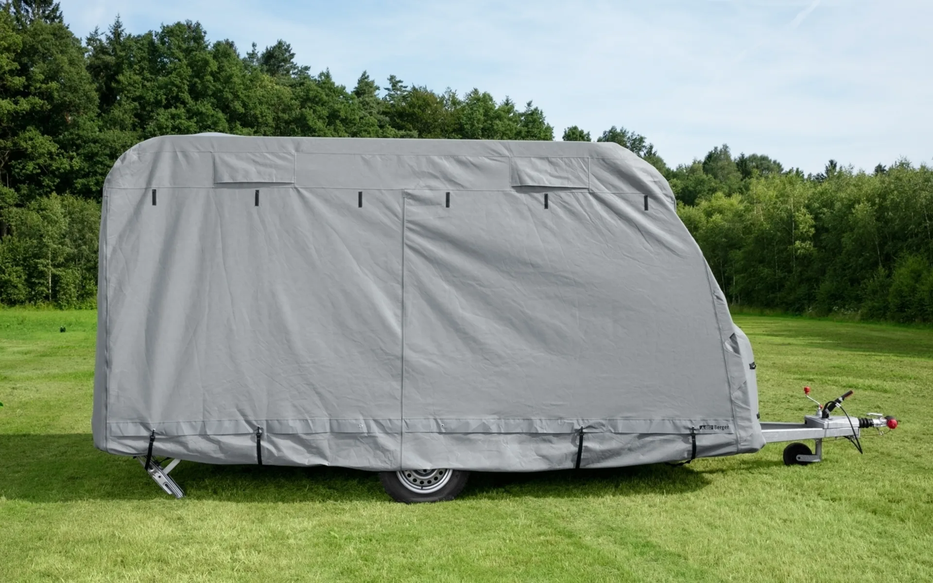 Berger Wohnwagen Schutzhülle mit Abspannmaterial Höhe 220 cm Länge 450 - 510 cm