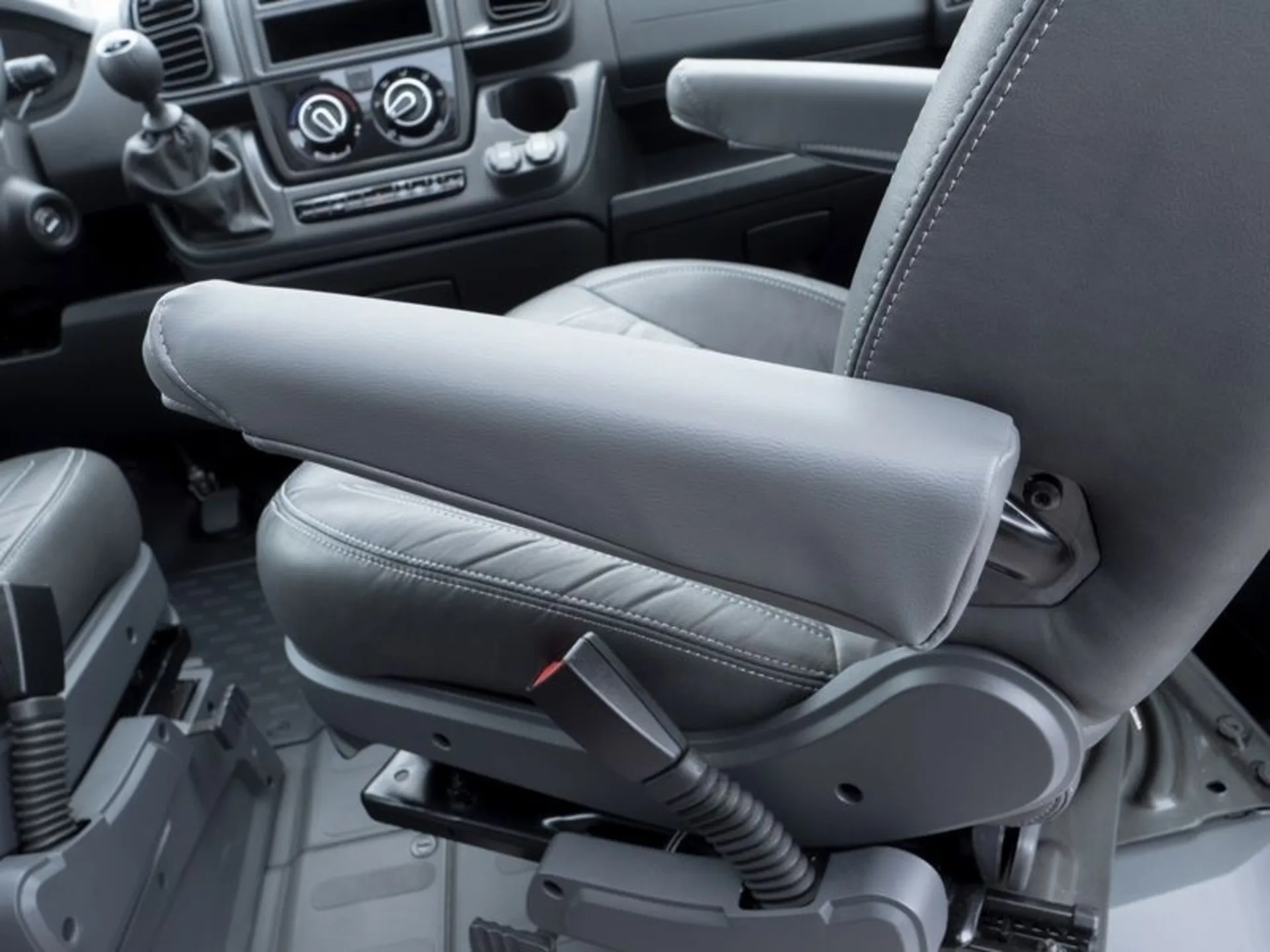 Schonbezug für Armlehne Fiat Ducato ab Baujahr 2007