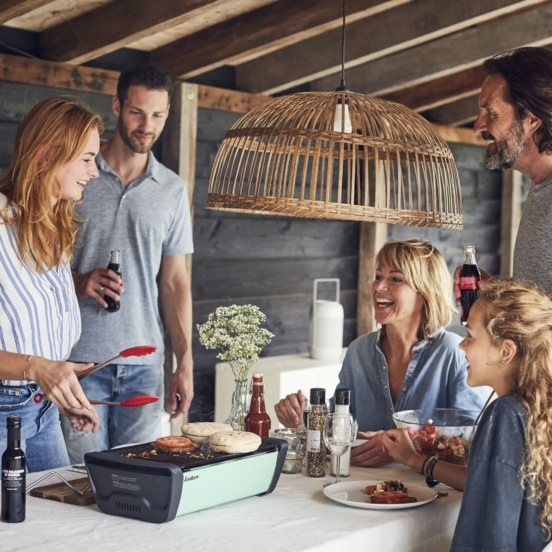 Barbecue de table au charbon de bois Enders Aurora