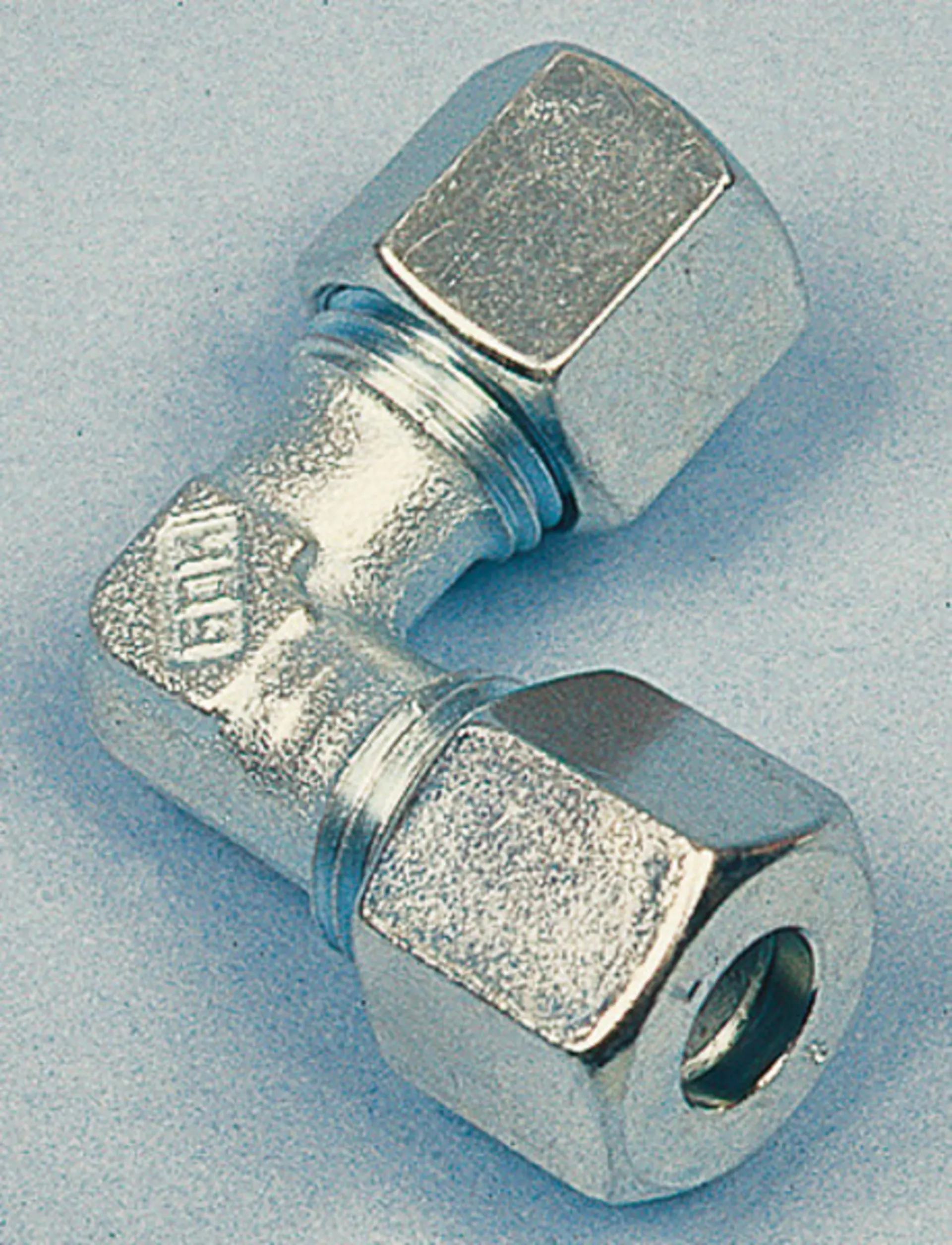 Raccord à bague coupante DIN pour tuyau à gaz, galvanisé, 8mm SB angle