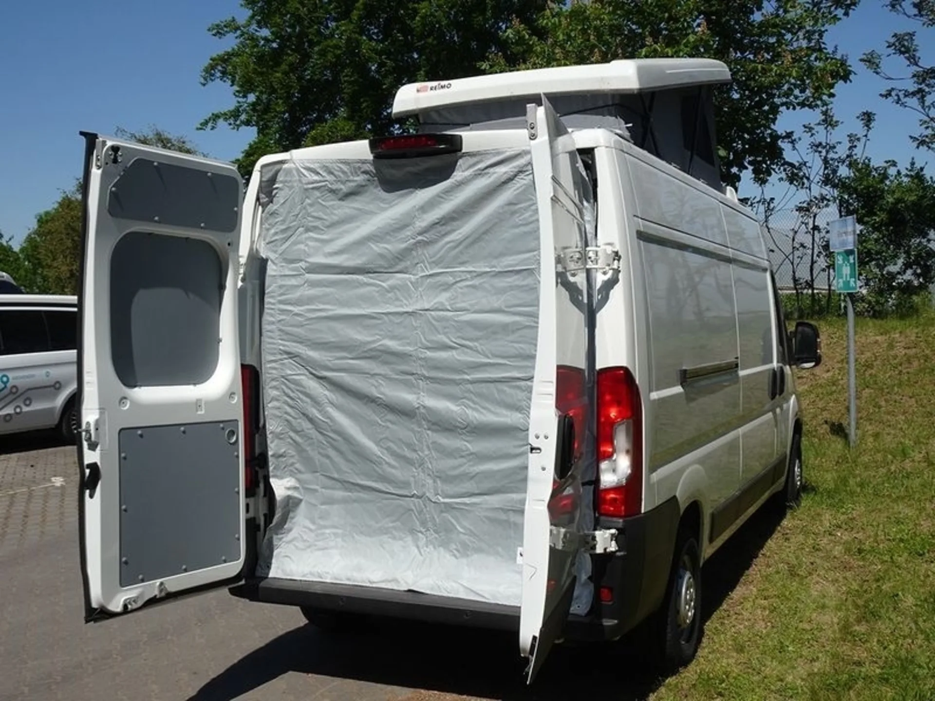 Pare-vue, rideau de douche, rideau de séparation et voile pare-soleil pour Fiat Ducato avec portes battantes