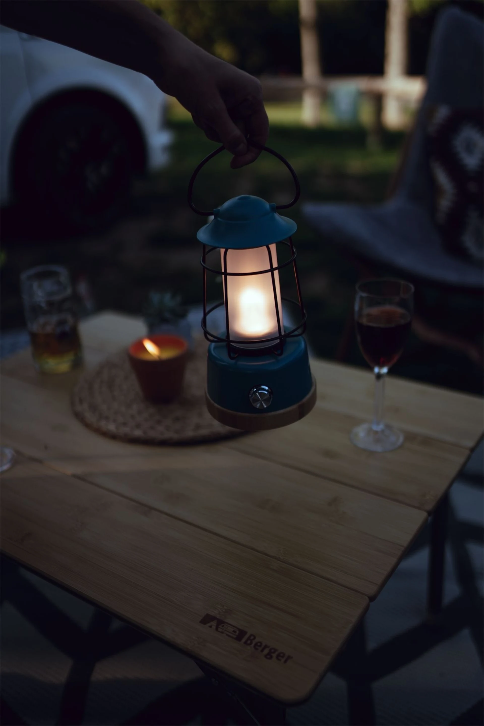 Berger Hopuni Lanterne de camping à LED avec variateur bleu