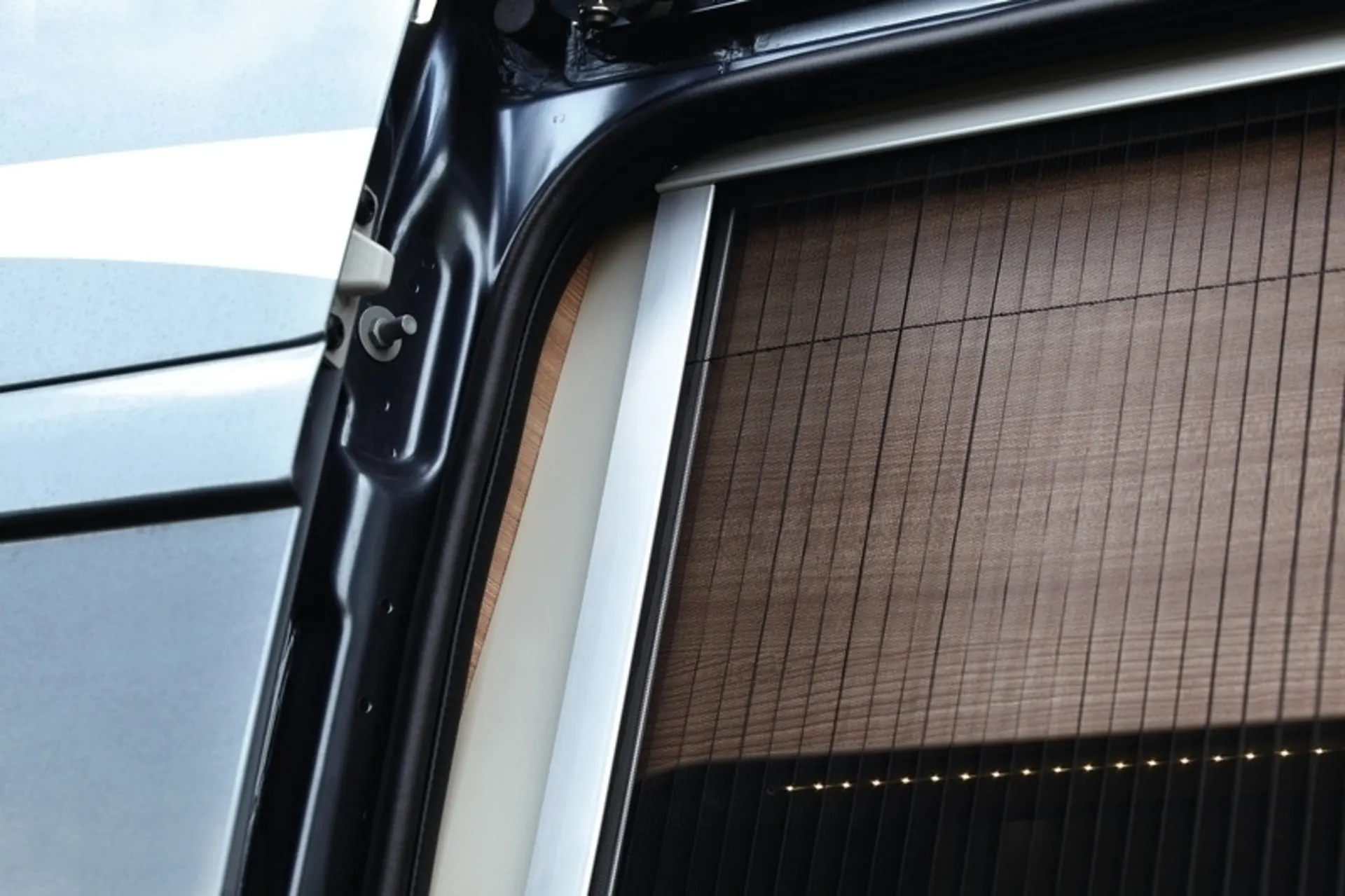 FlyTec 200 Insektenschutz-Schiebetür für Fiat H2 X250/X290 - Linkslenker