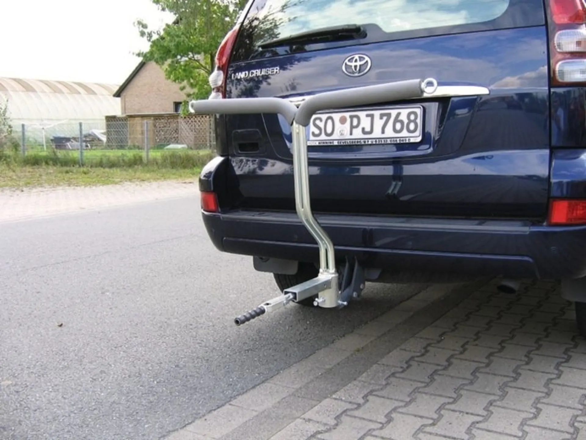 E-Bike und Motorroller Kupplungsträger mit Auffahrrampe, 120kg Nutzlast