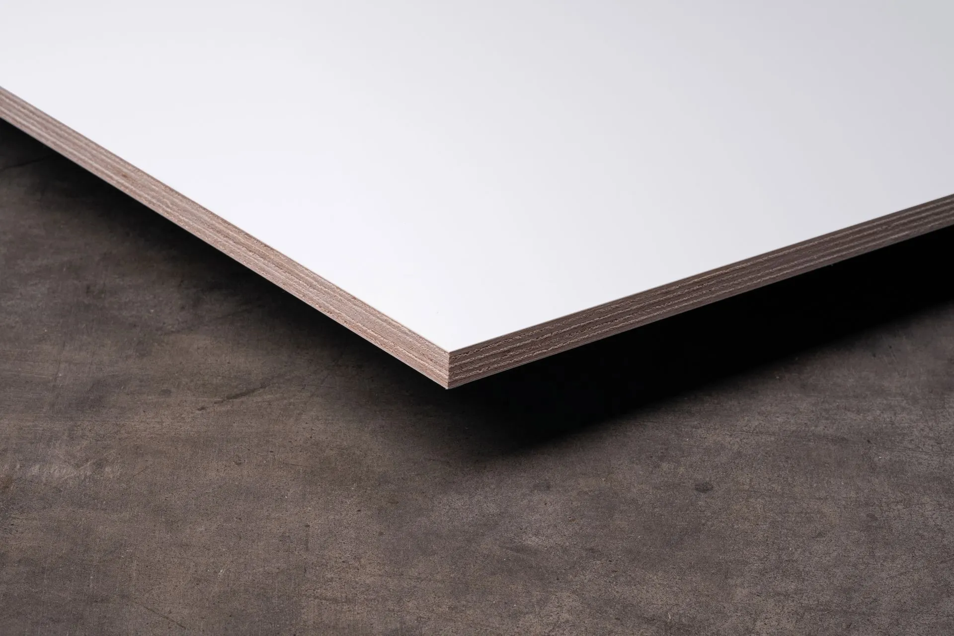 Leichtbauplatte Queenply Multiplex - weiss matt - 16.2mm