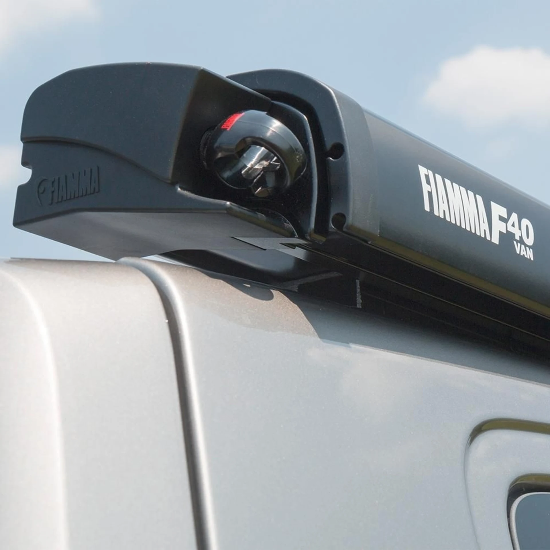 Fiamma F40van 270 Dachmarkise Gehäusefarbe Deep Black Tuchfarbe Royal Grey 2,7 m