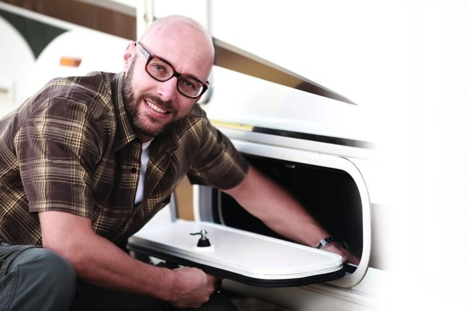 Weisse Caravantür im System 2000 mit Schloss - 1700x525 mm