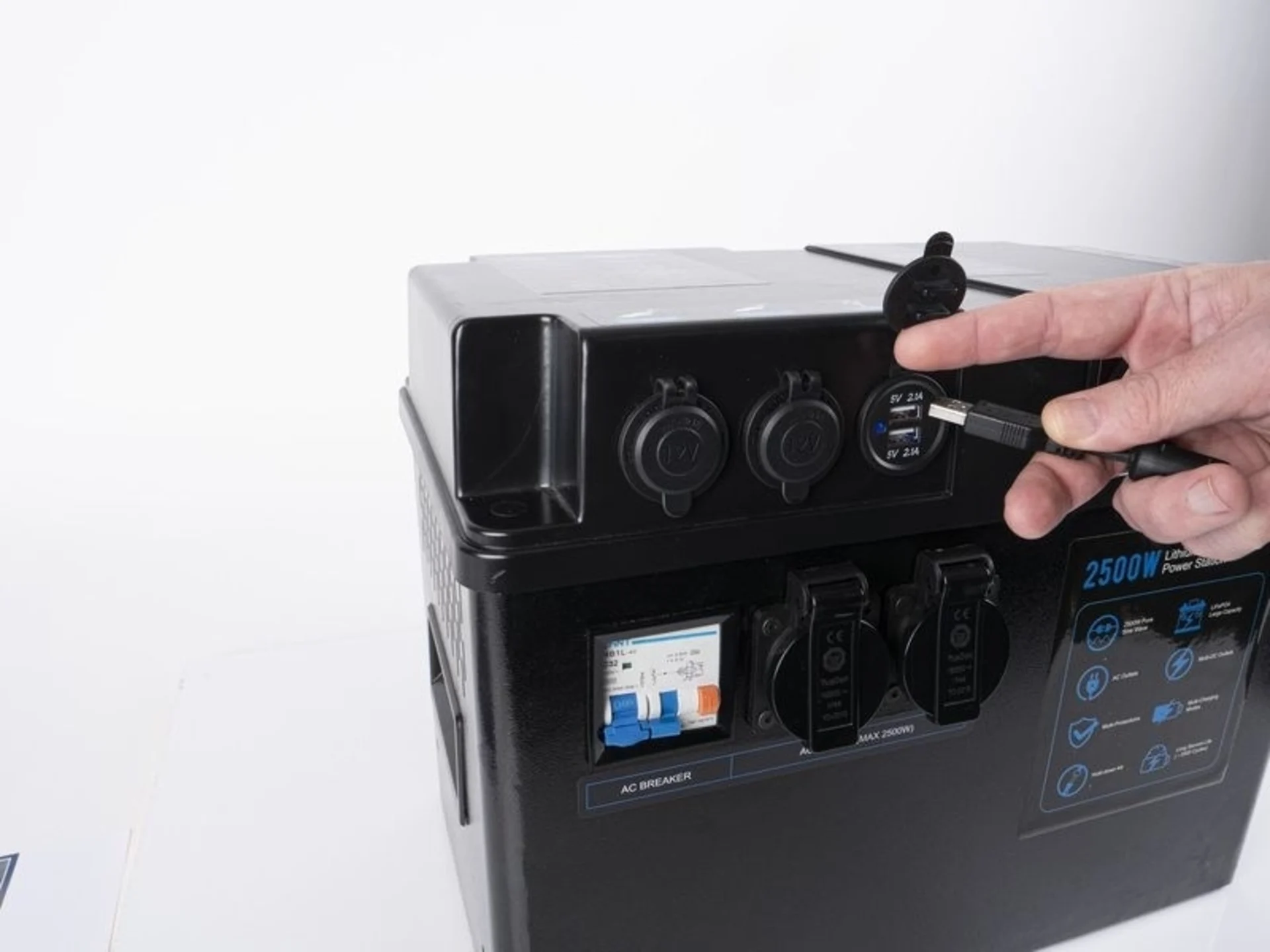 LithPowerUnit 80 - Multifunktionale Power Unit mit 1024 Wh LiFePO4 Batterie, Sinus-Wechselrichter 1000 W und MPPT-Solarregler