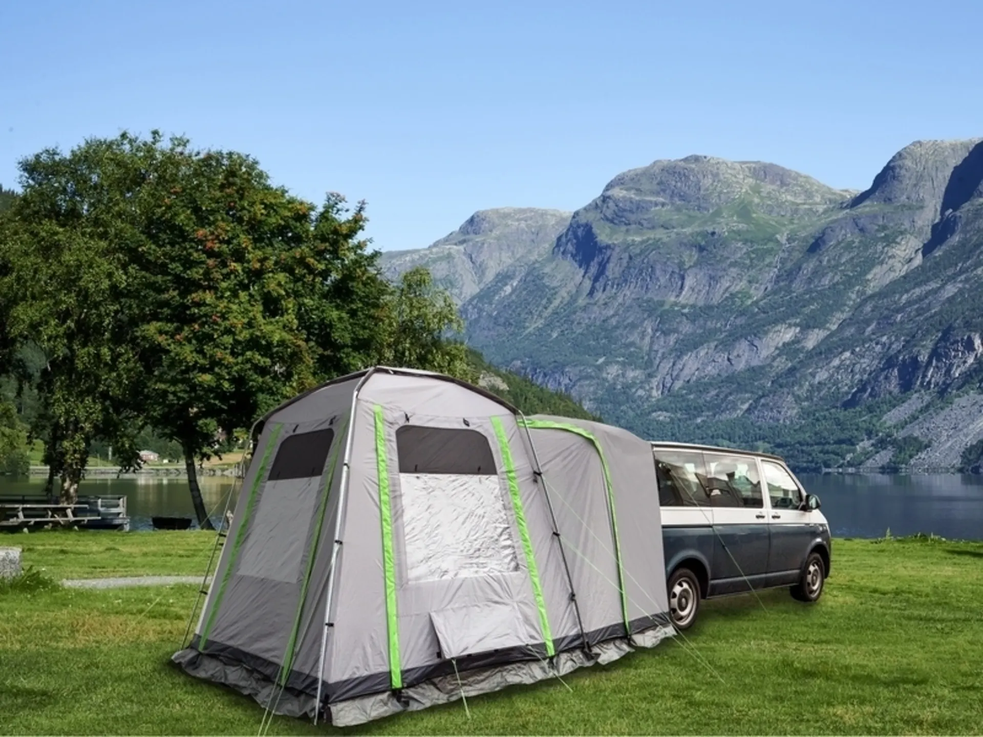 Tente arrière universelle pour mini-campeurs et vans - UniVan II Tente arrière universelle pour mini-campeurs et vans - UniVan II