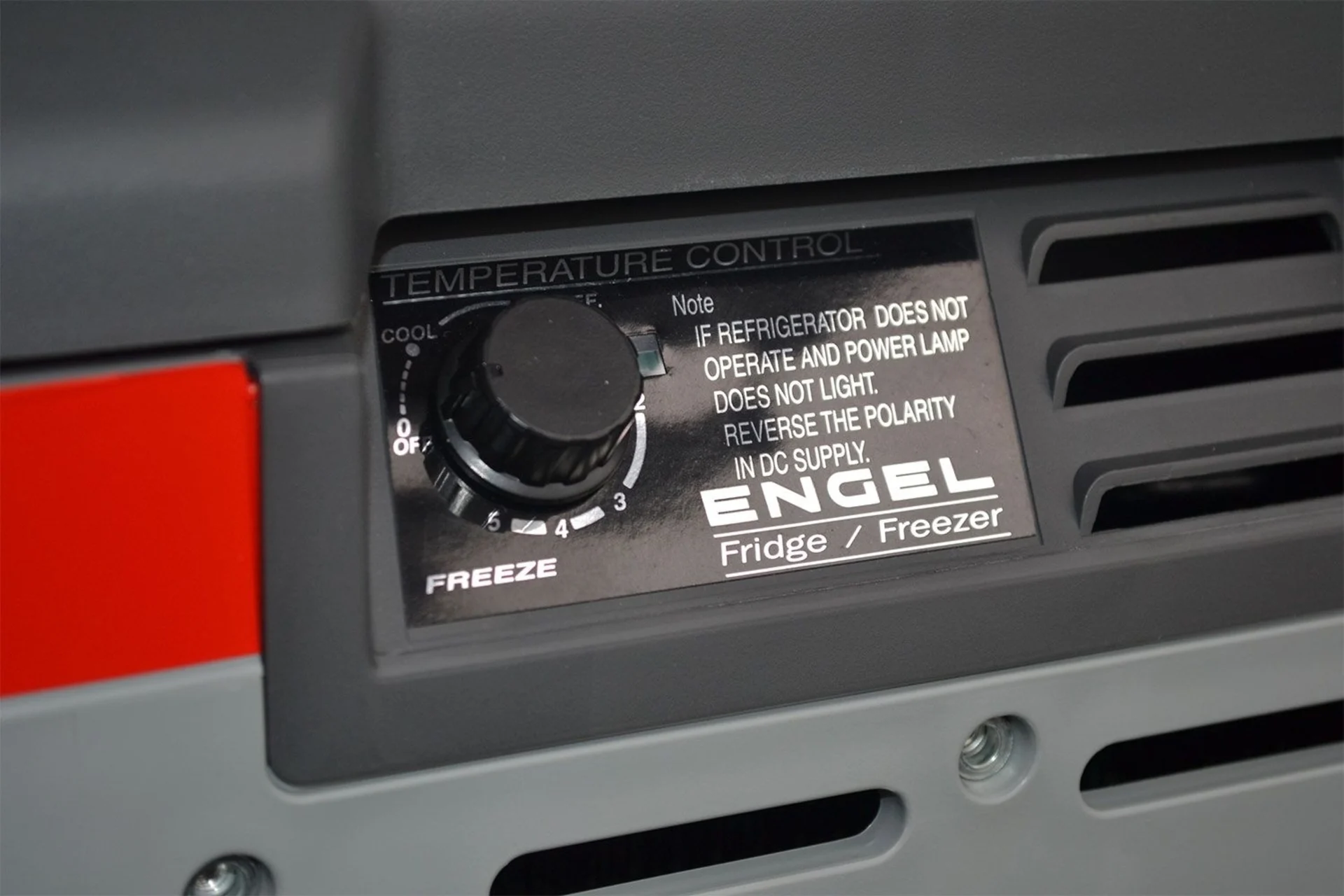 Engel MR040F Glacière à compresseur 40 litres avec contrôleur de batterie
