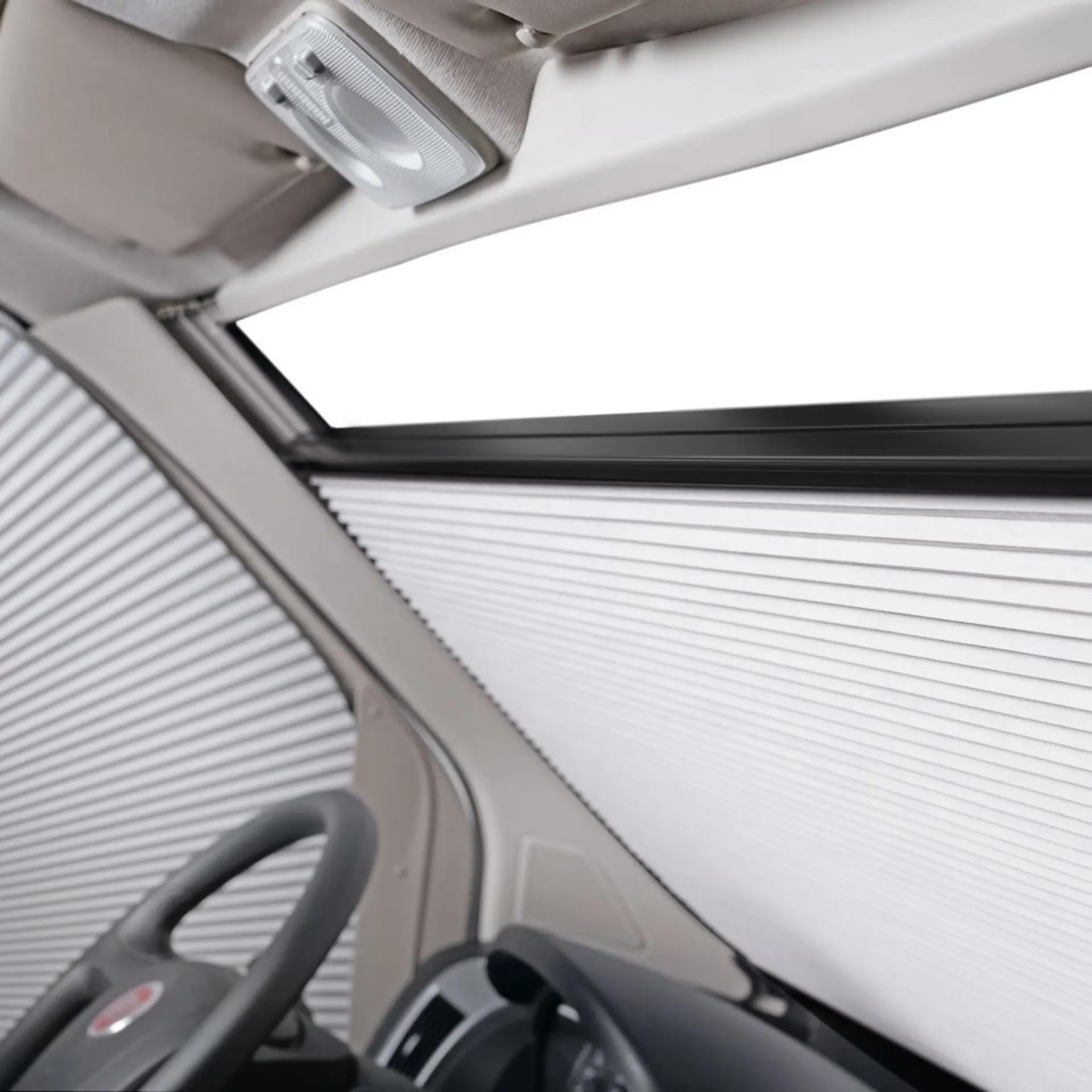 Dometic FP300 Verdunkelungssystem mit Frontscheibenrollo für Fiat Ducato