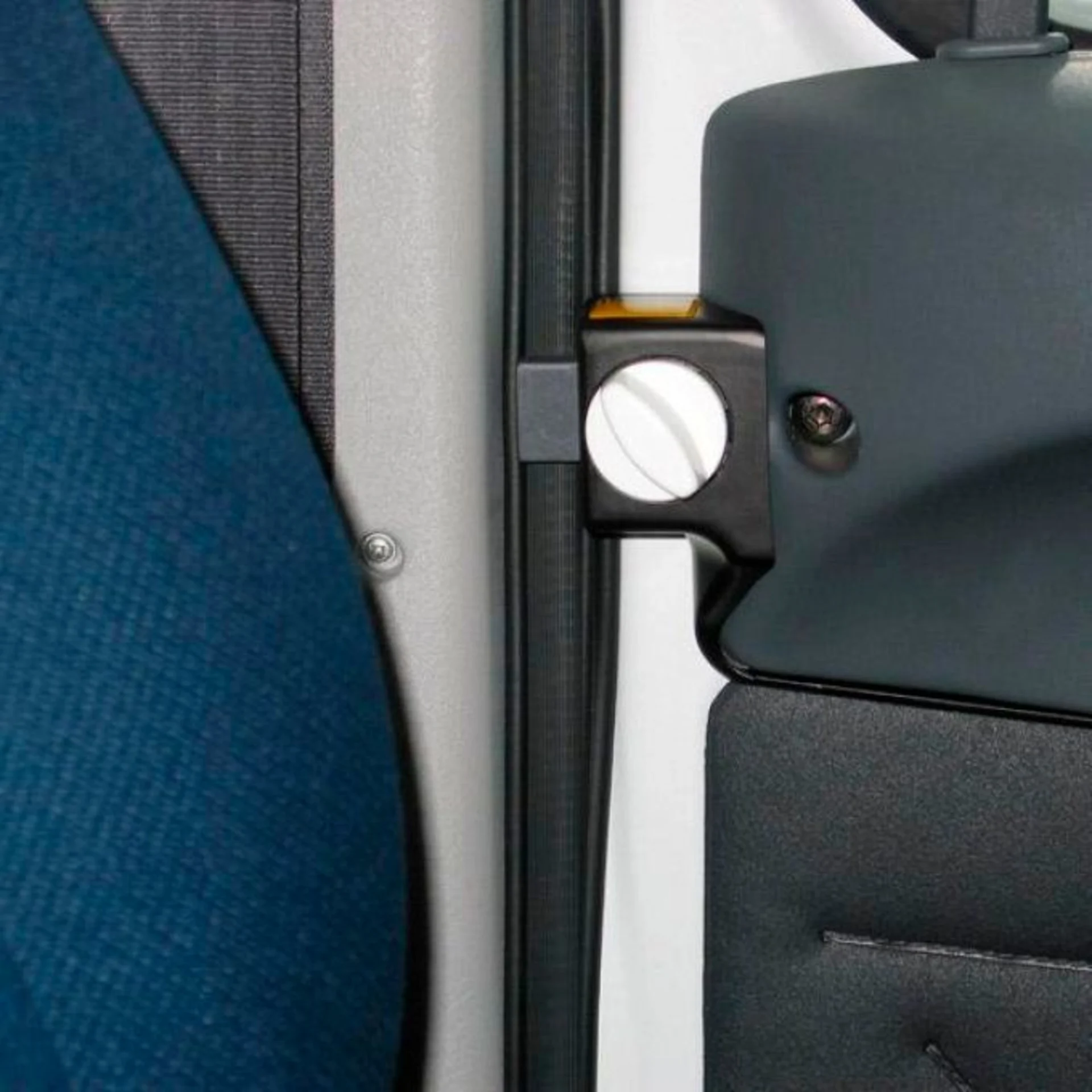 Serrure à pêne dormant HEOsafe pour portes de cabine (Fiat Ducato 244, Peugeot Boxer, Citroën Jumper 2002 - 2006)