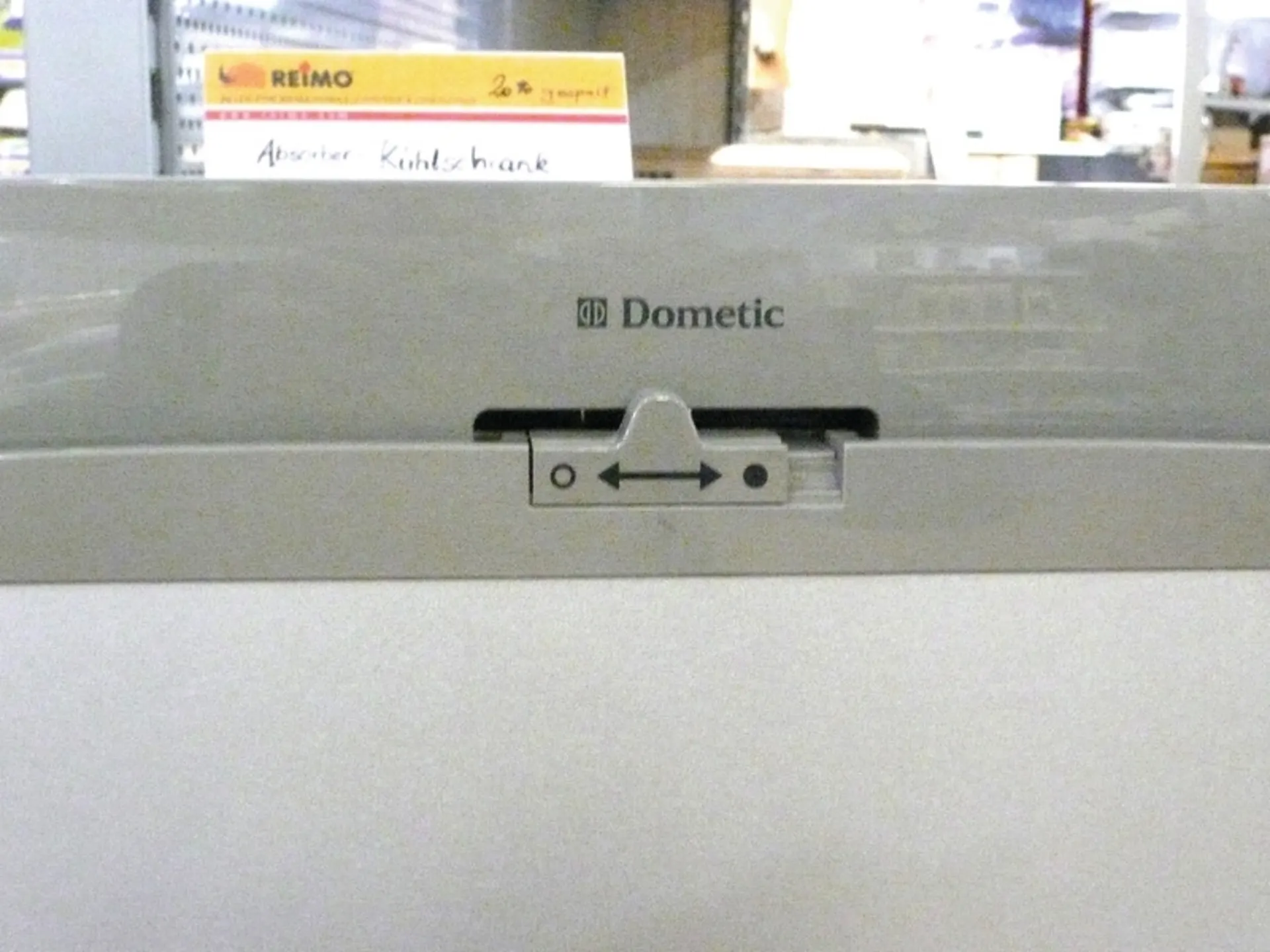 Coulisseau de porte pour réfrigérateurs Dometic série 7, porte droite, gris