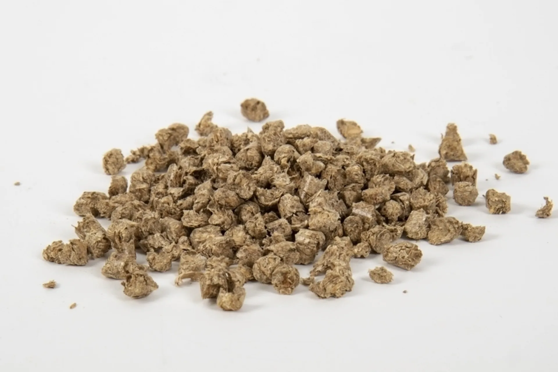 Litière de miscanthus pour les toilettes à compost, les toilettes sèches, les toilettes à seau et les toilettes pliantes, 3.5kg Litière de miscanthus pour les toilettes à compost, les toilettes sèches, les toilettes à seau et les toilettes pliantes, 3.5kg